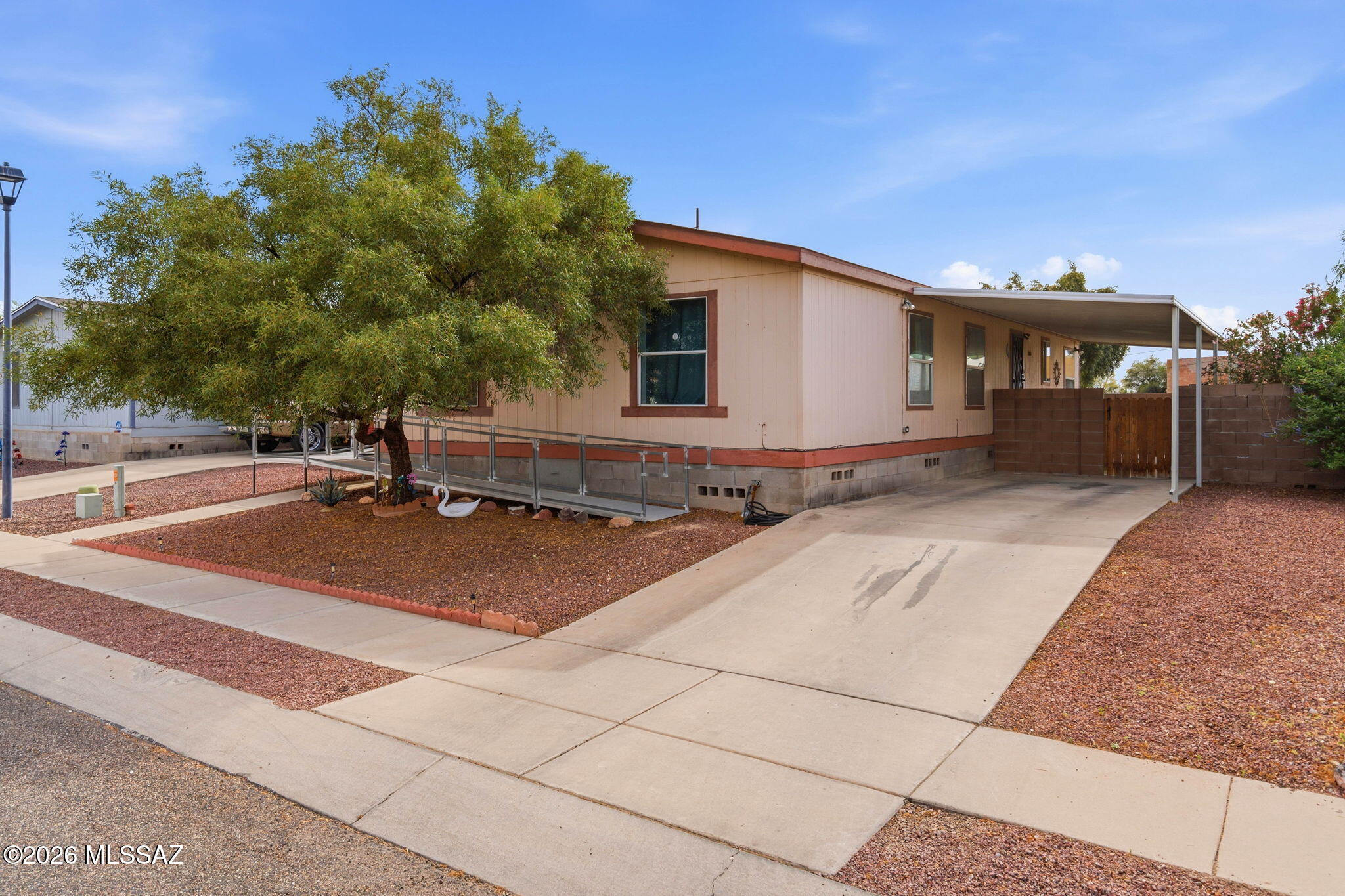 Country Club Terrace (1-108) - Residential