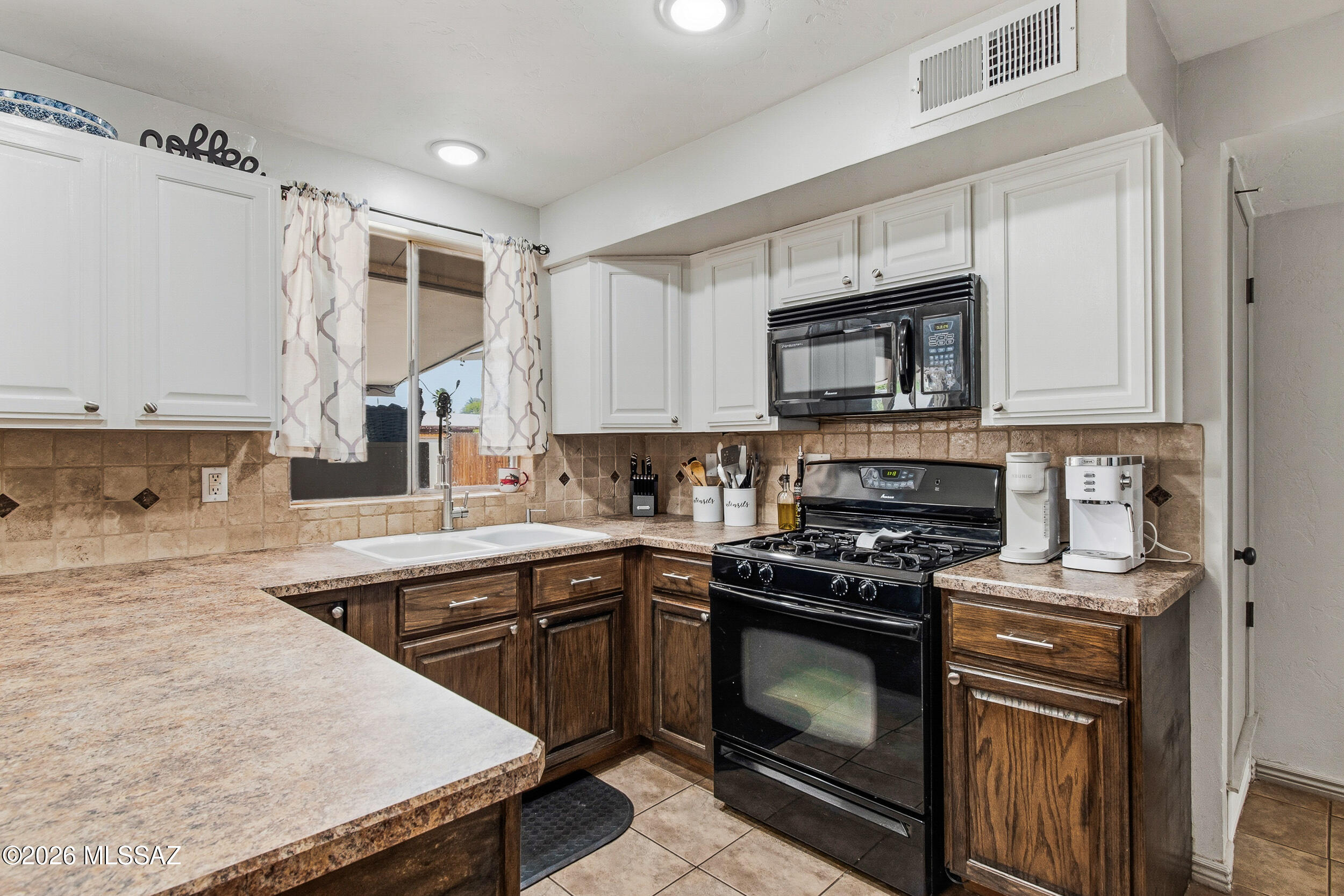 Longview Estates (194-470) - Residential