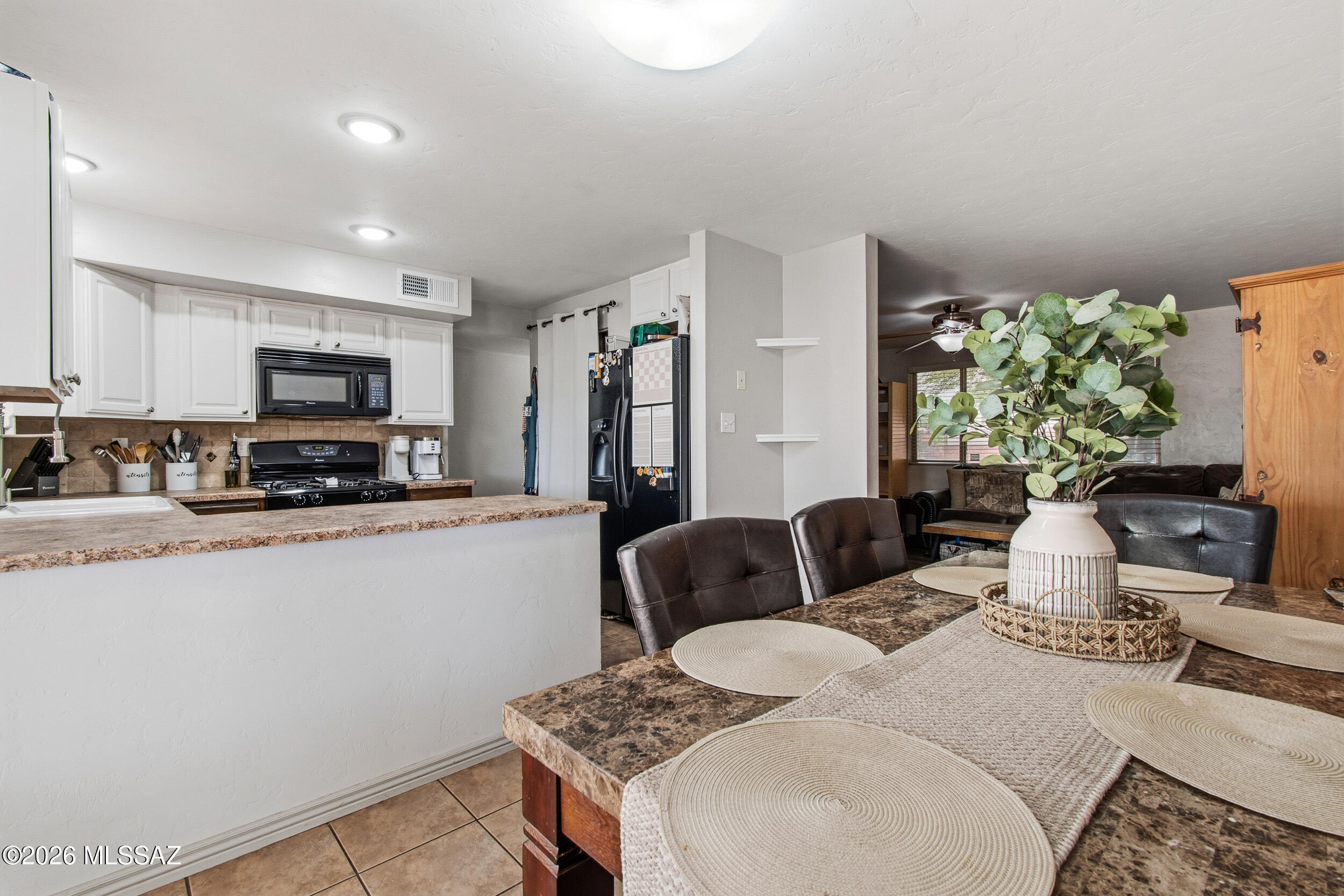 Longview Estates (194-470) - Residential