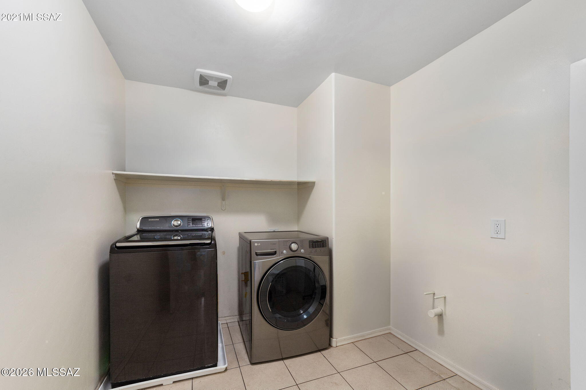 Tangerine Crossing (348-352) - Residential