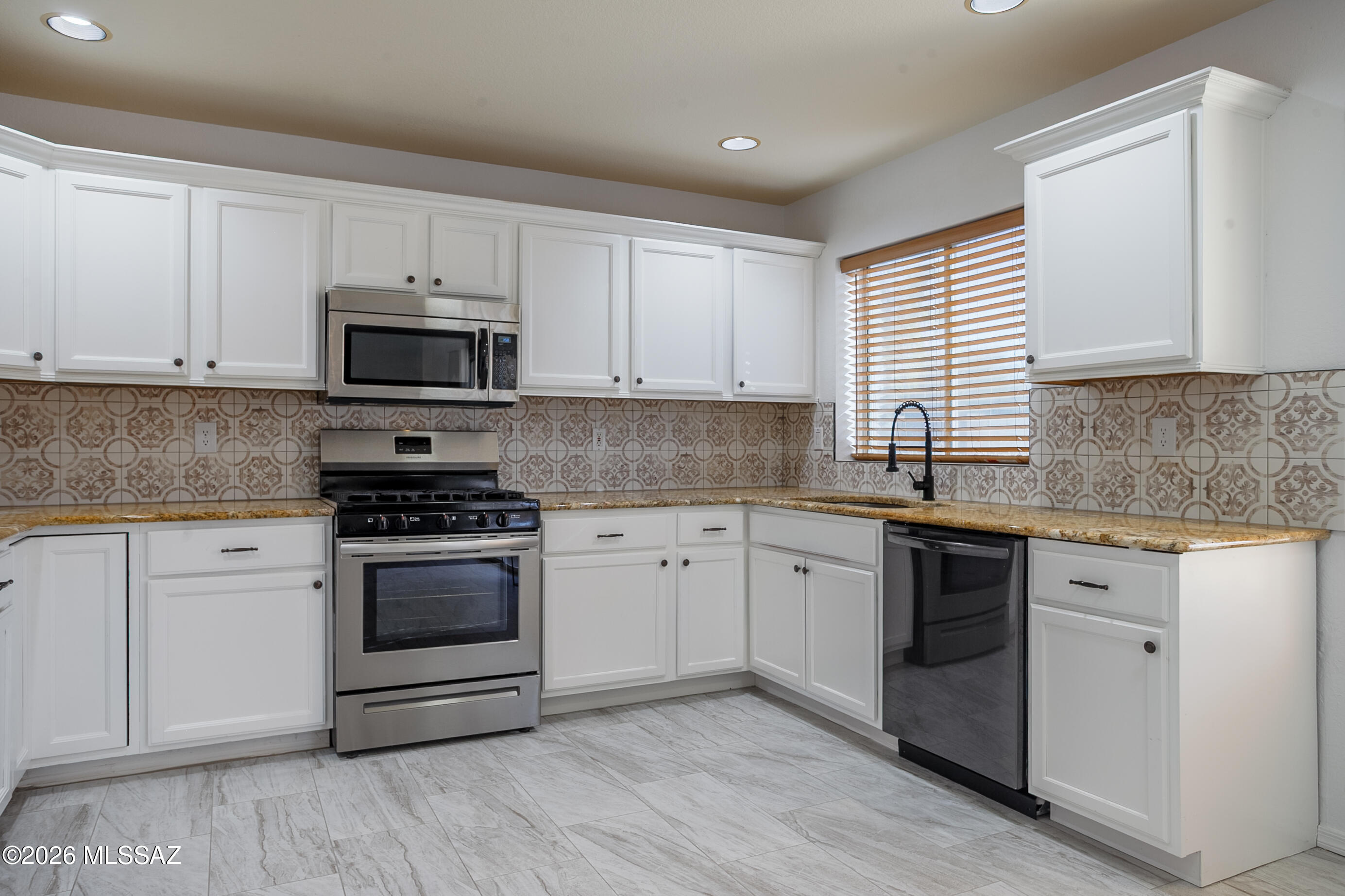 7585 W Summer Sky Drive