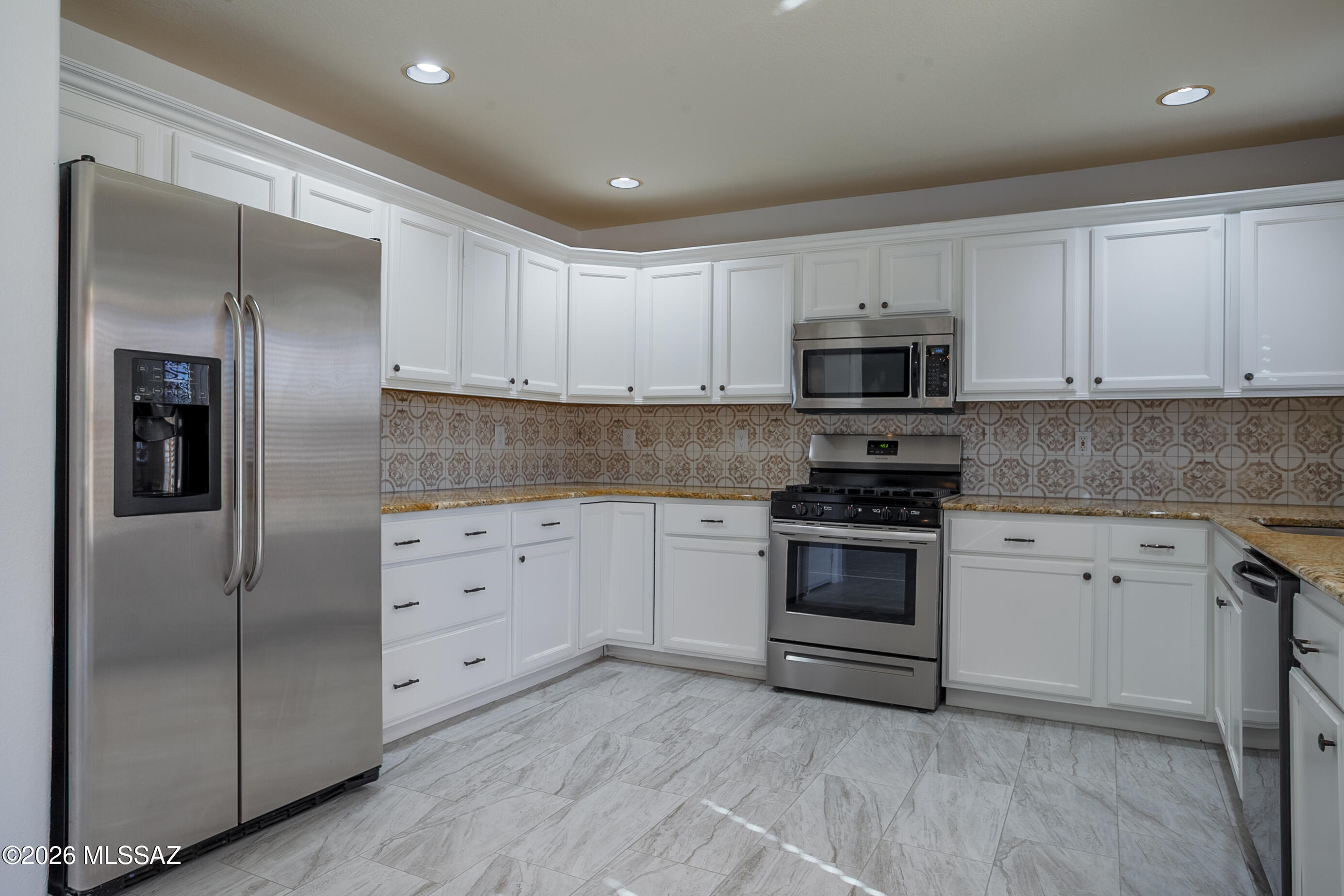 7585 W Summer Sky Drive