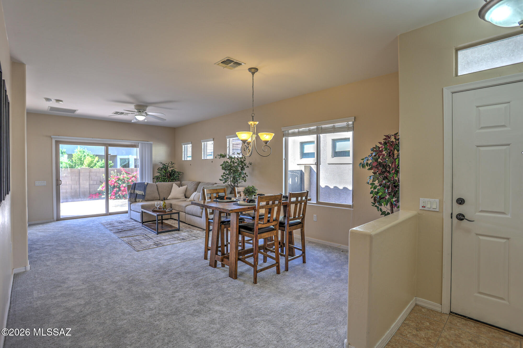 363 W Calle Media Luz