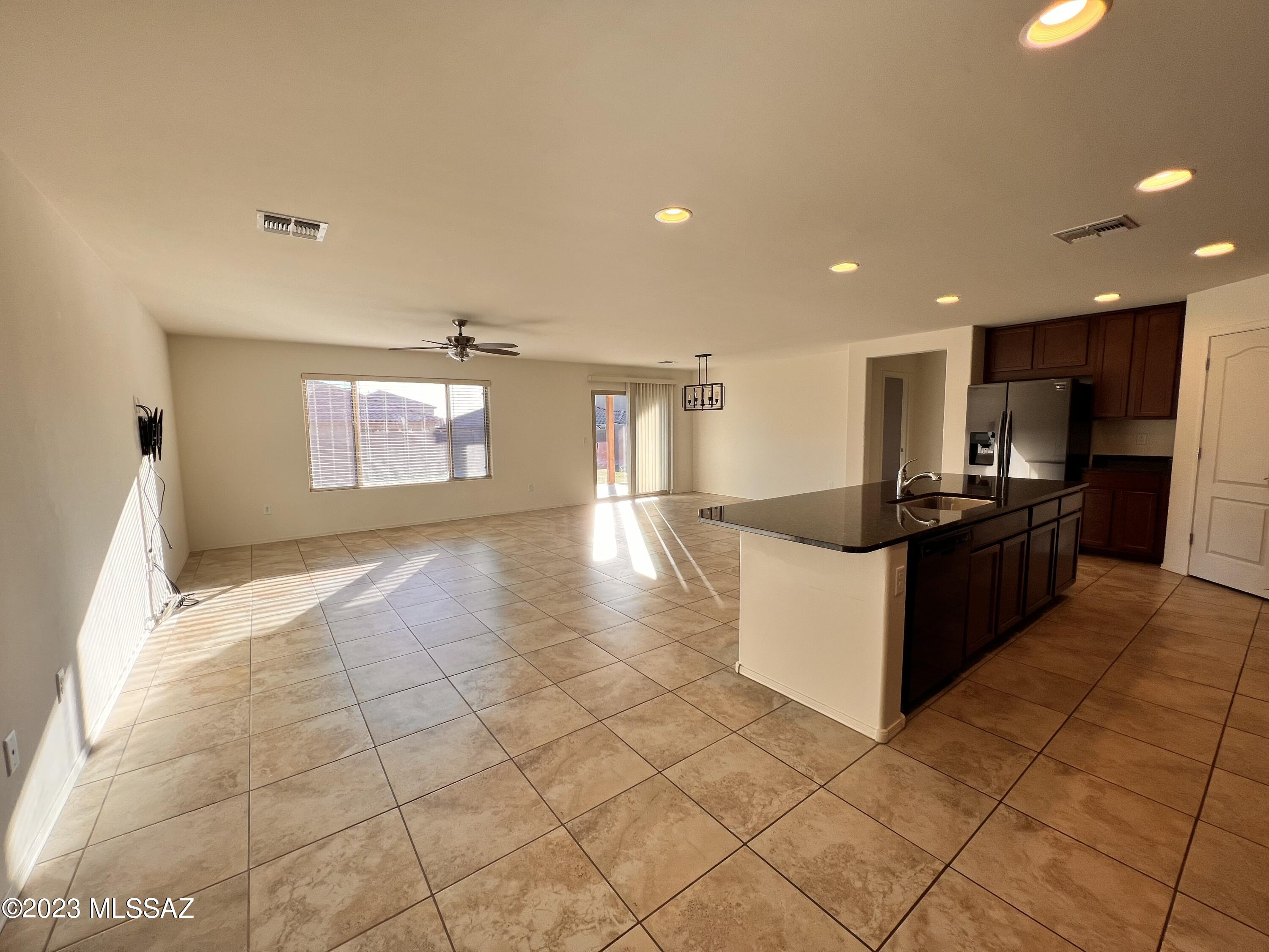 Gladden Farms BLK 13-15 - Residential Lease