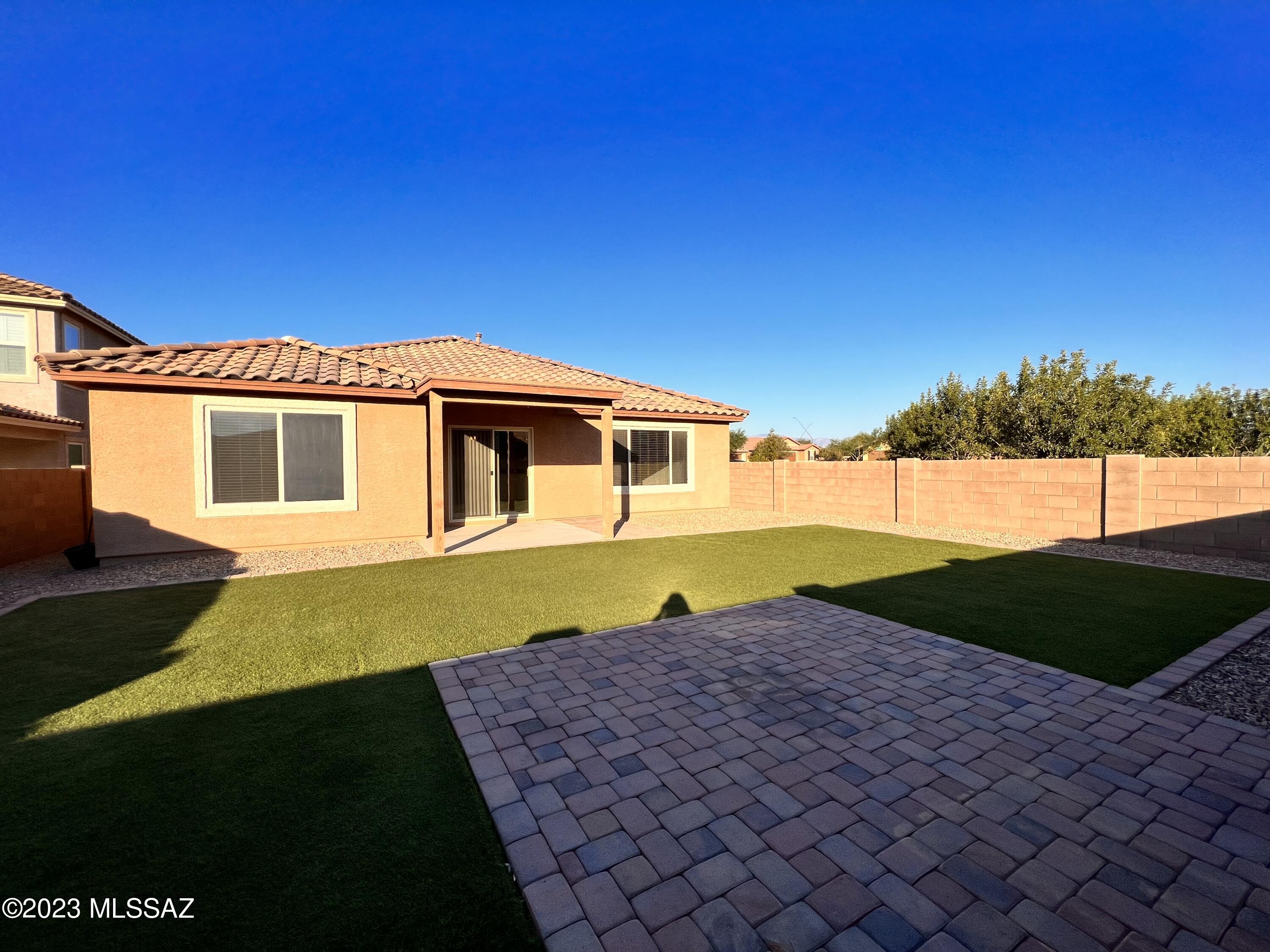 Gladden Farms BLK 13-15 - Residential Lease
