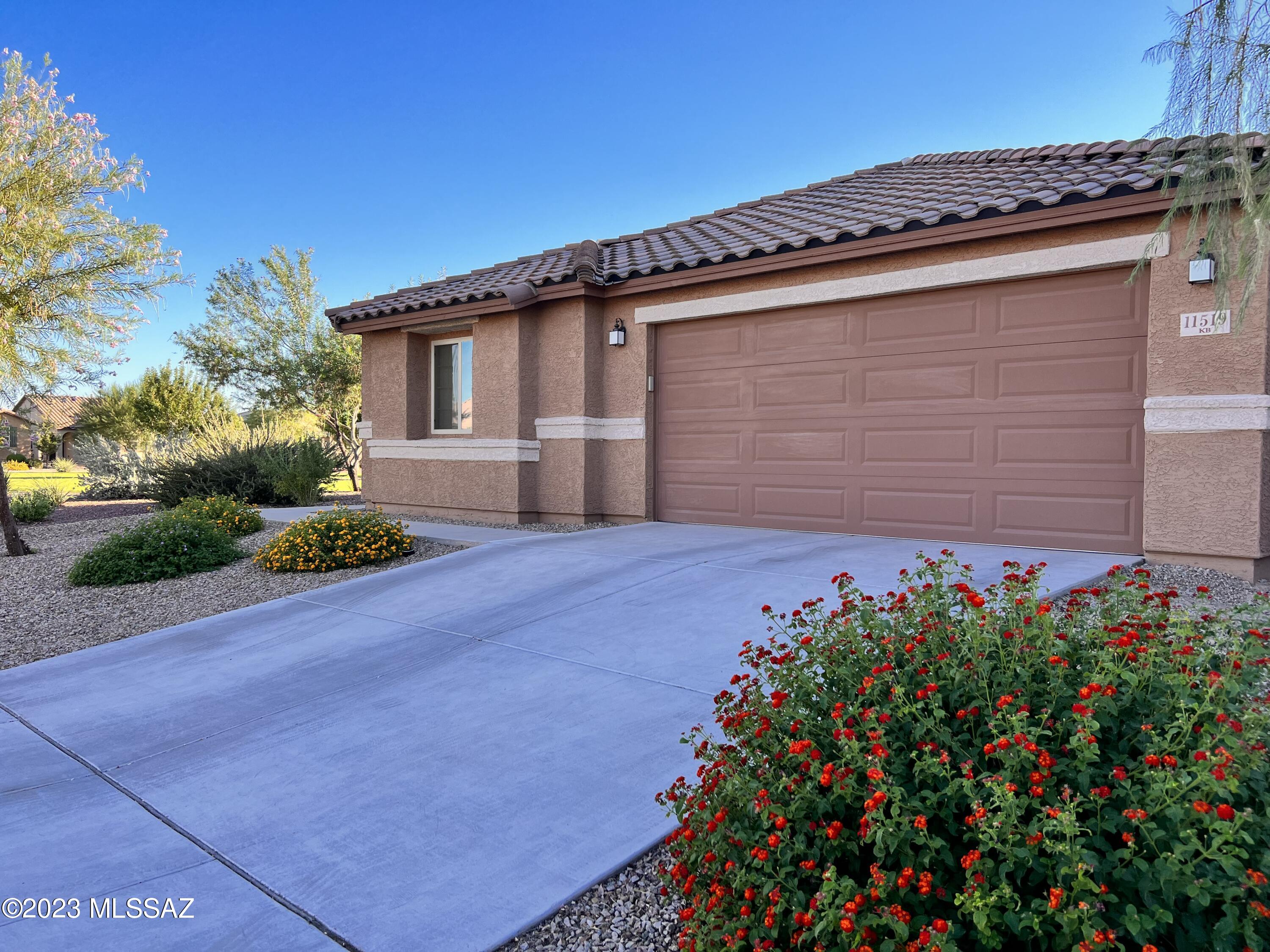 Gladden Farms BLK 13-15 - Residential Lease