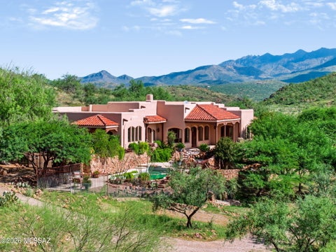 Photo of 1052 Morning Star Drive, Tubac, AZ 85646 (MLS # 22621803)
