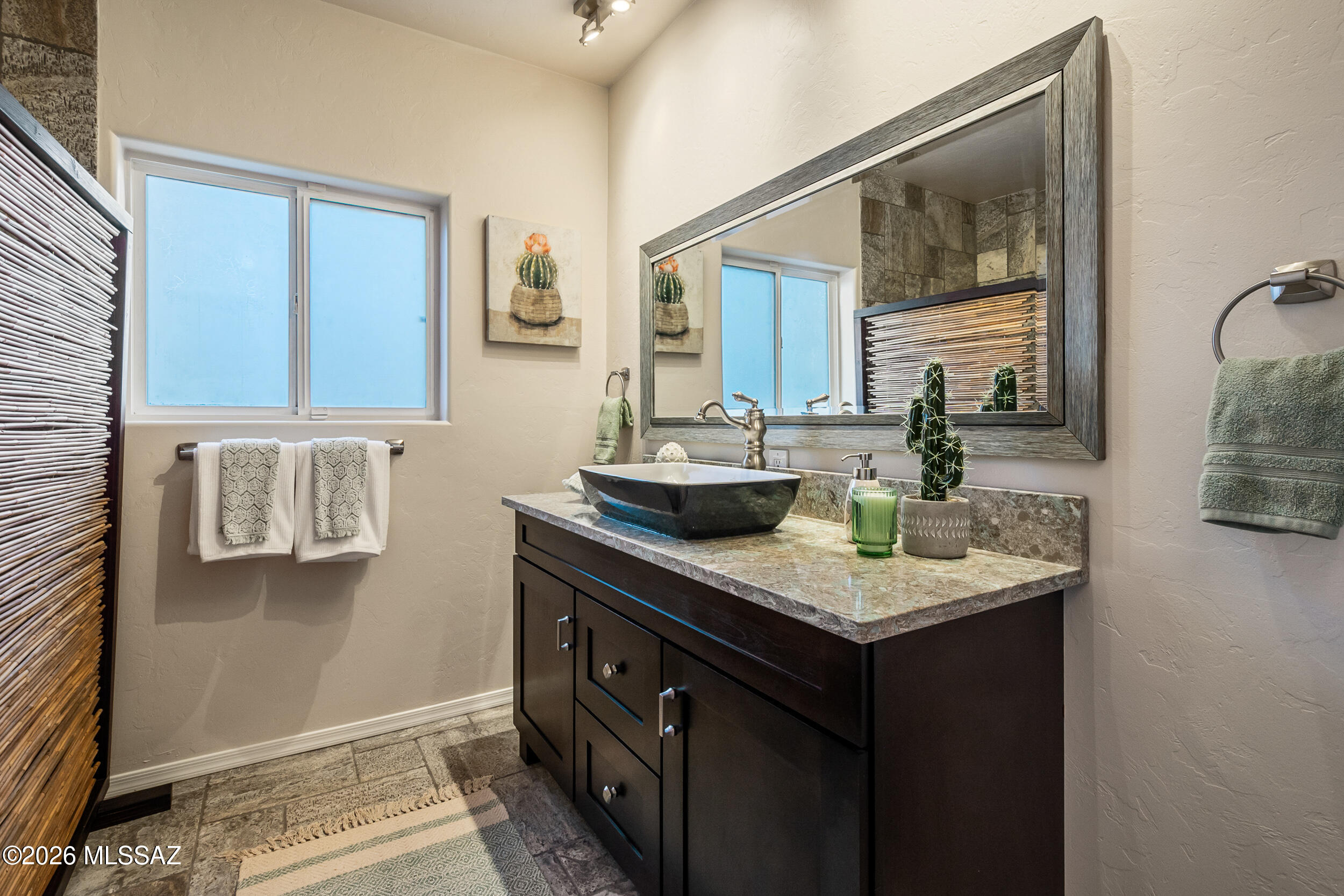 Wilshire Heights - Residential