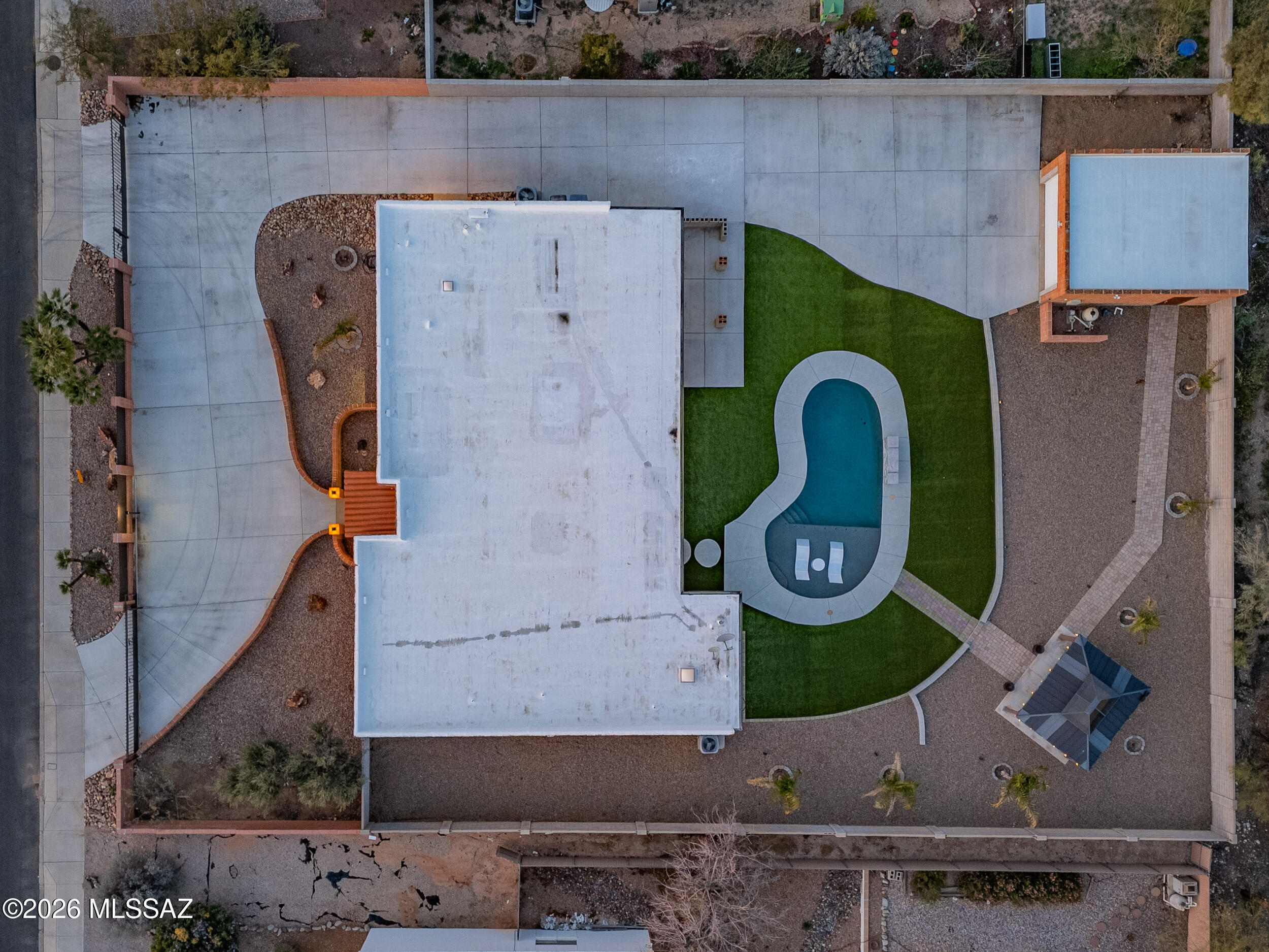 Wilshire Heights - Residential