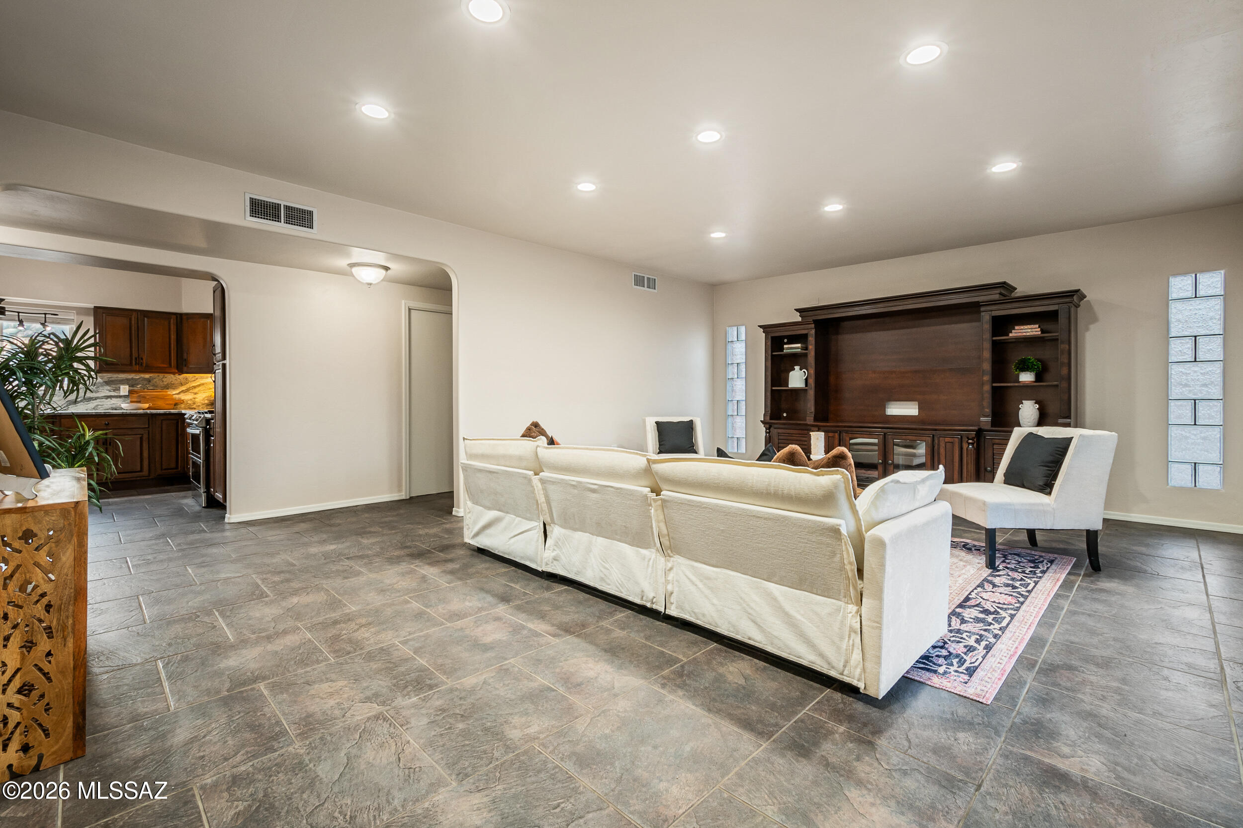 Wilshire Heights - Residential