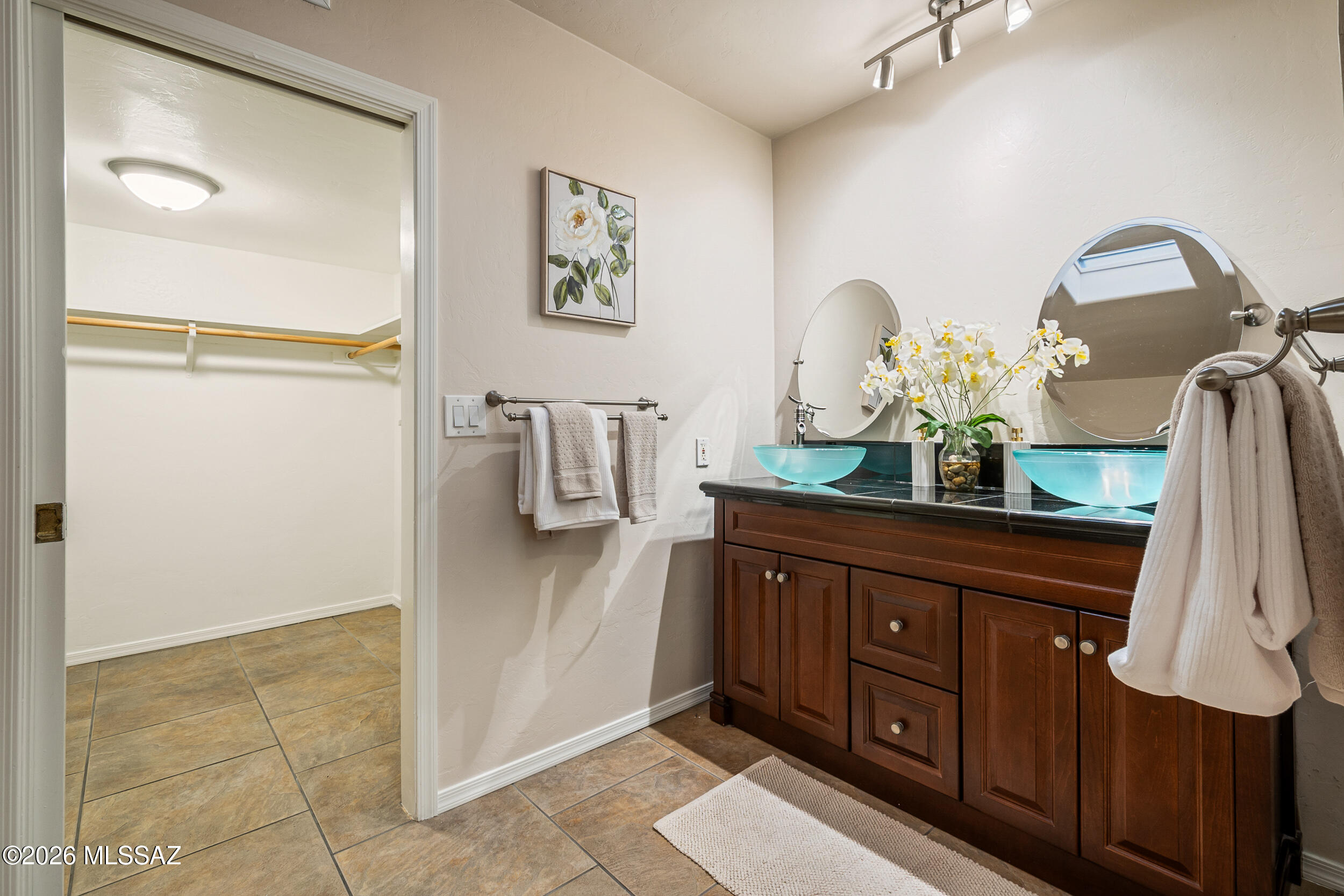 Wilshire Heights - Residential