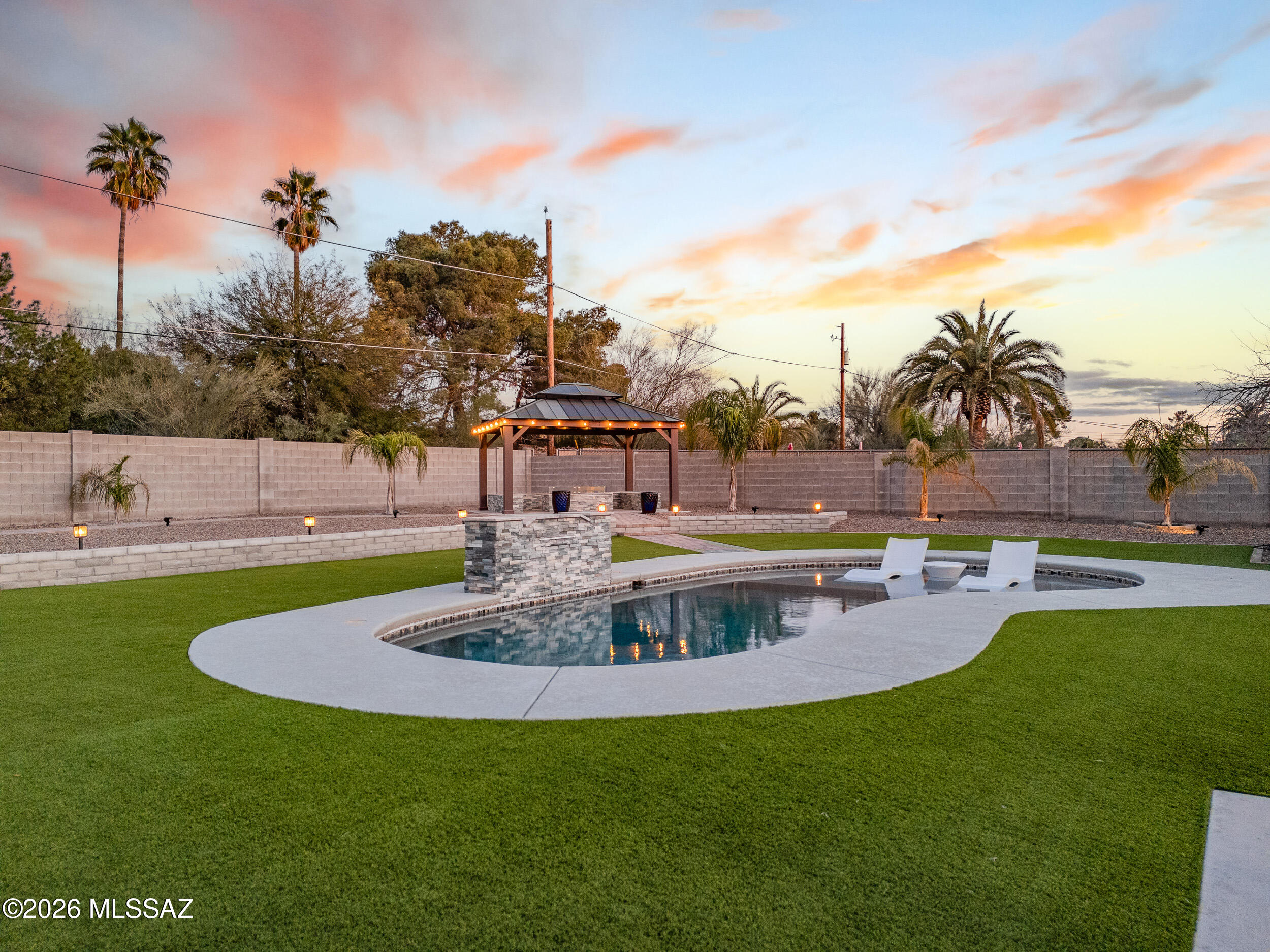 Wilshire Heights - Residential