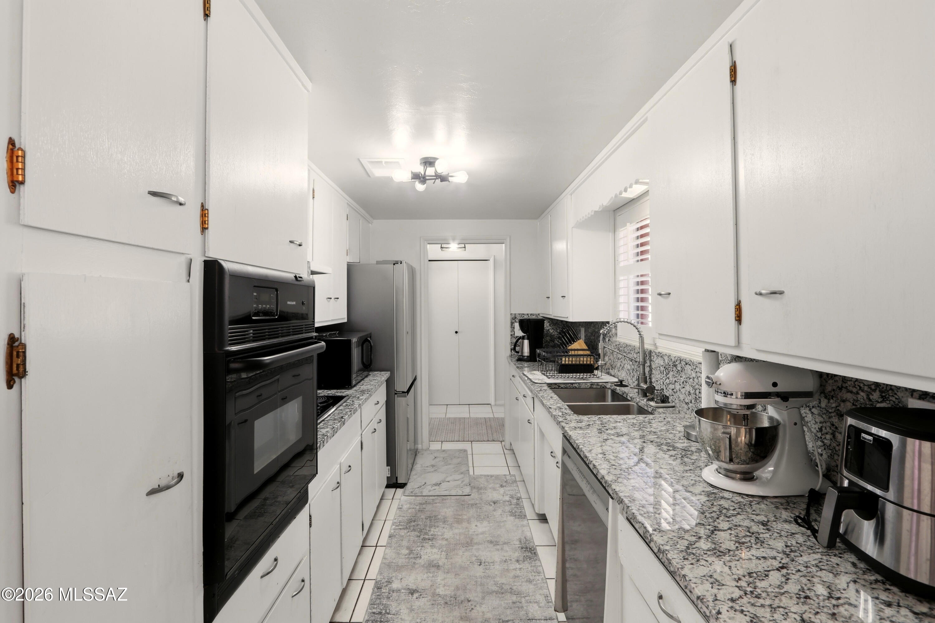 8925 E Bellevue Street