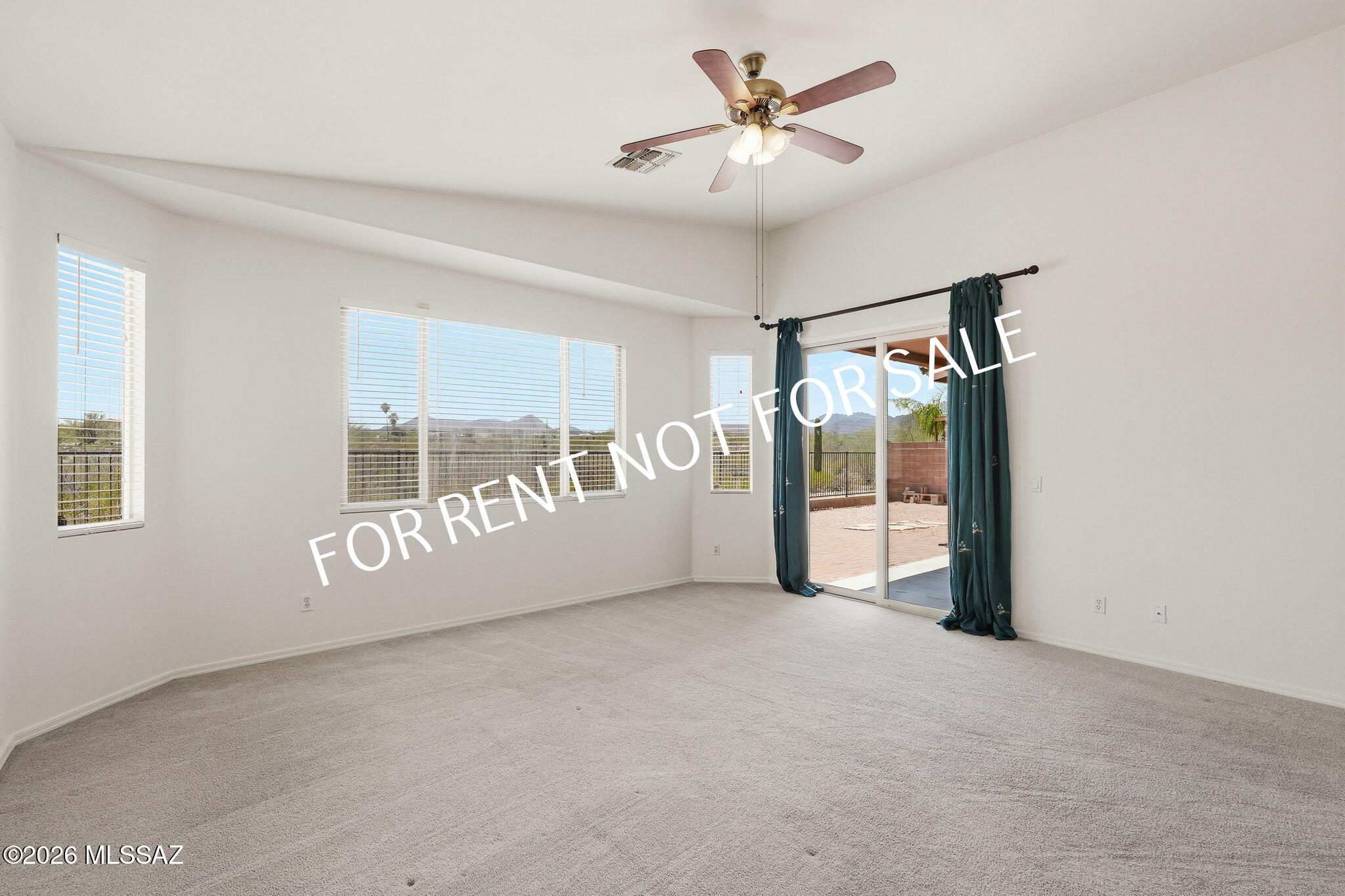 Agua Dulce (1-60) - Residential Lease