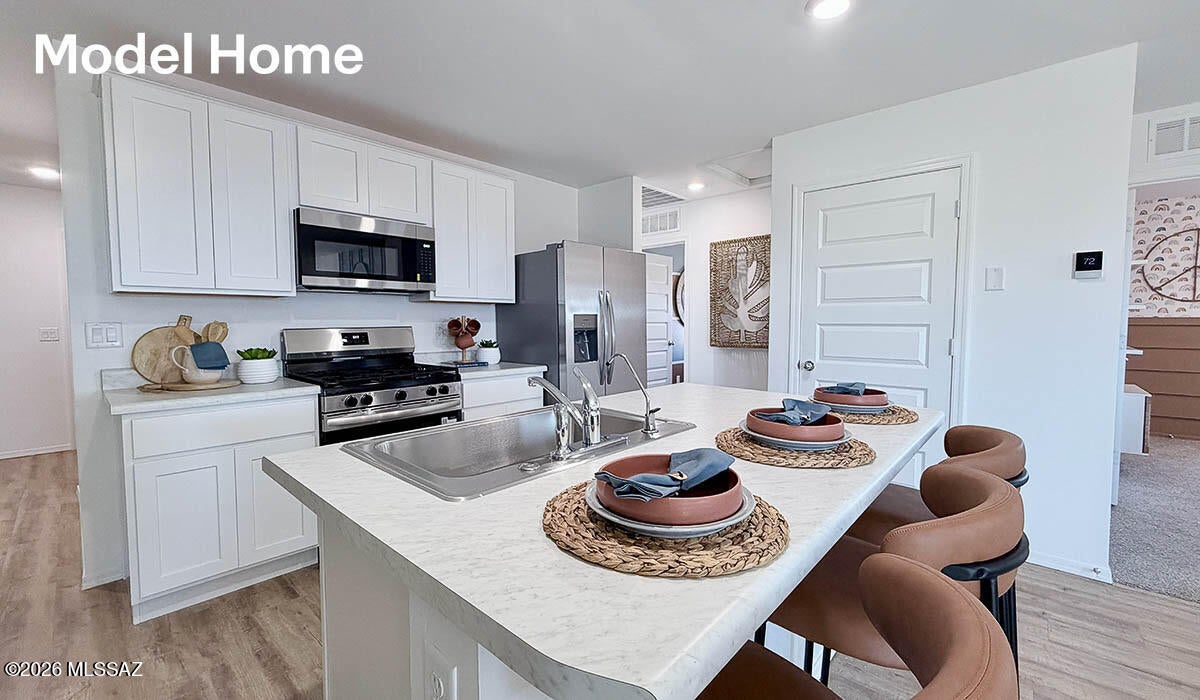 3723 W Via Los Olmecas