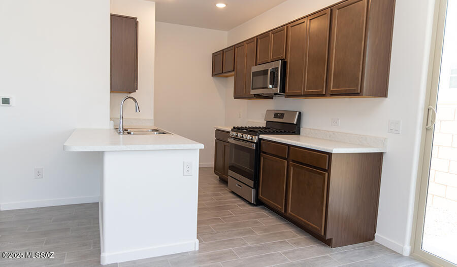 2751 S Oakenshield Way