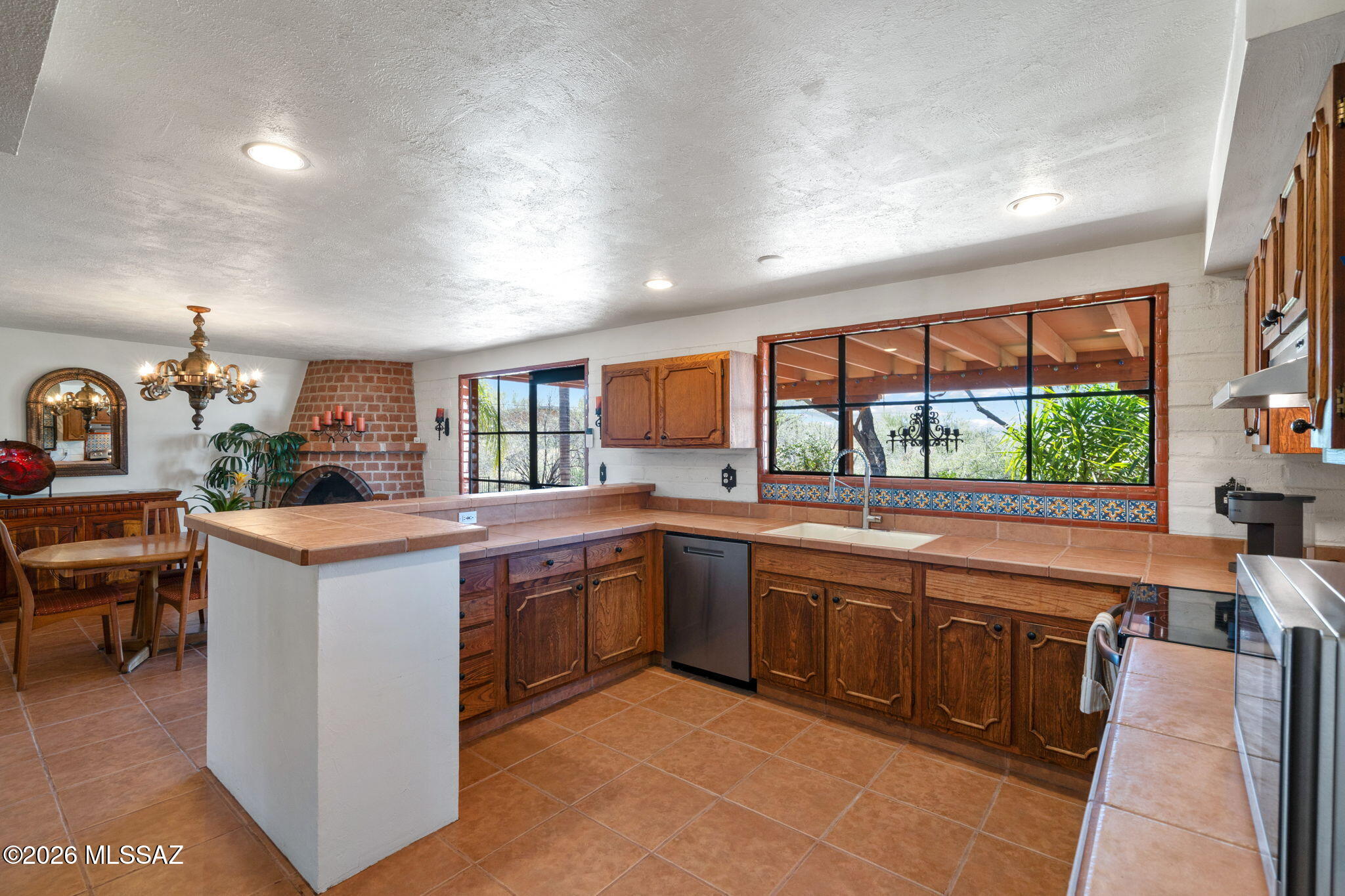 9151 N Riviera Drive