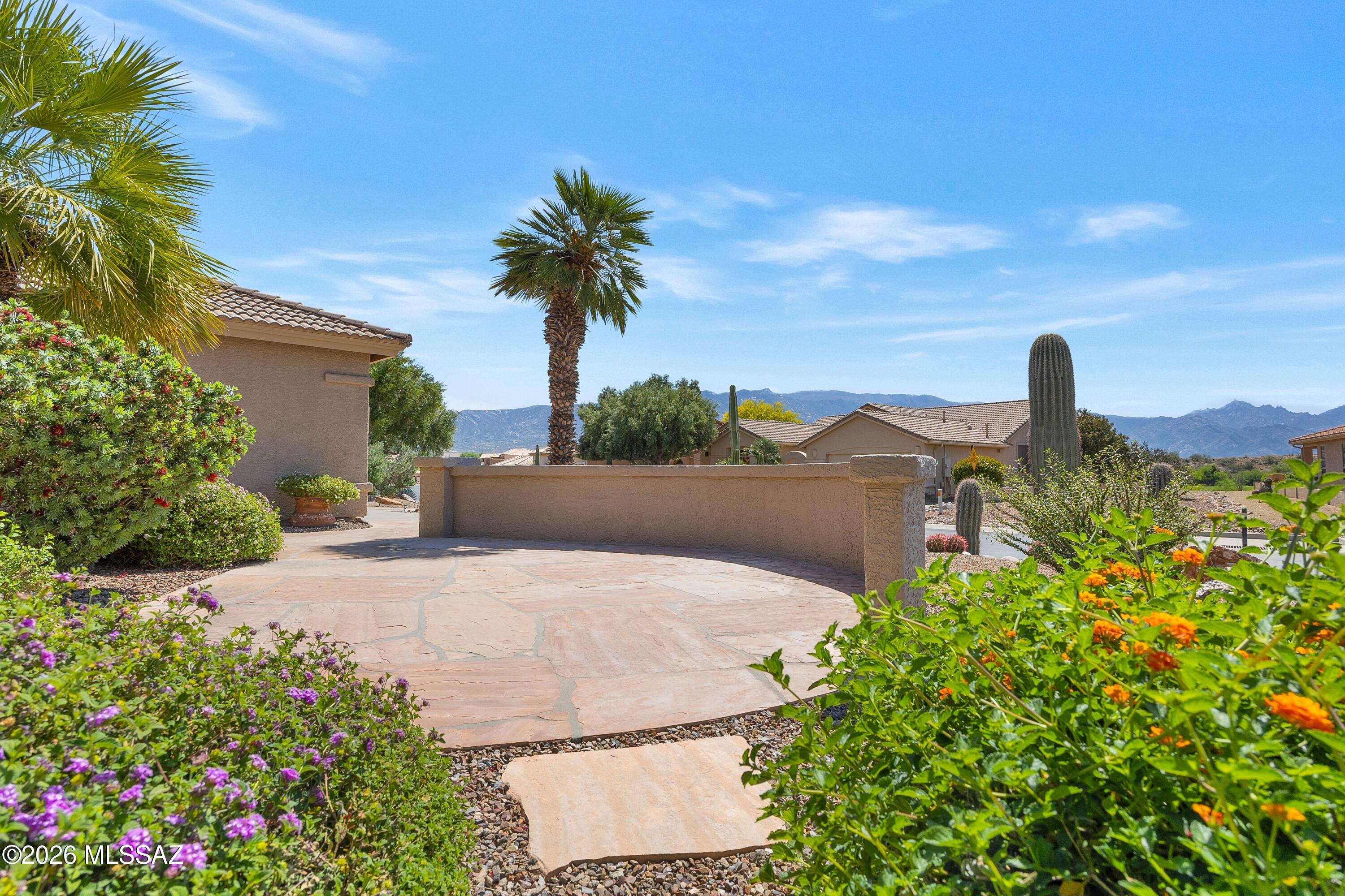 62060 E Valley Crest Court