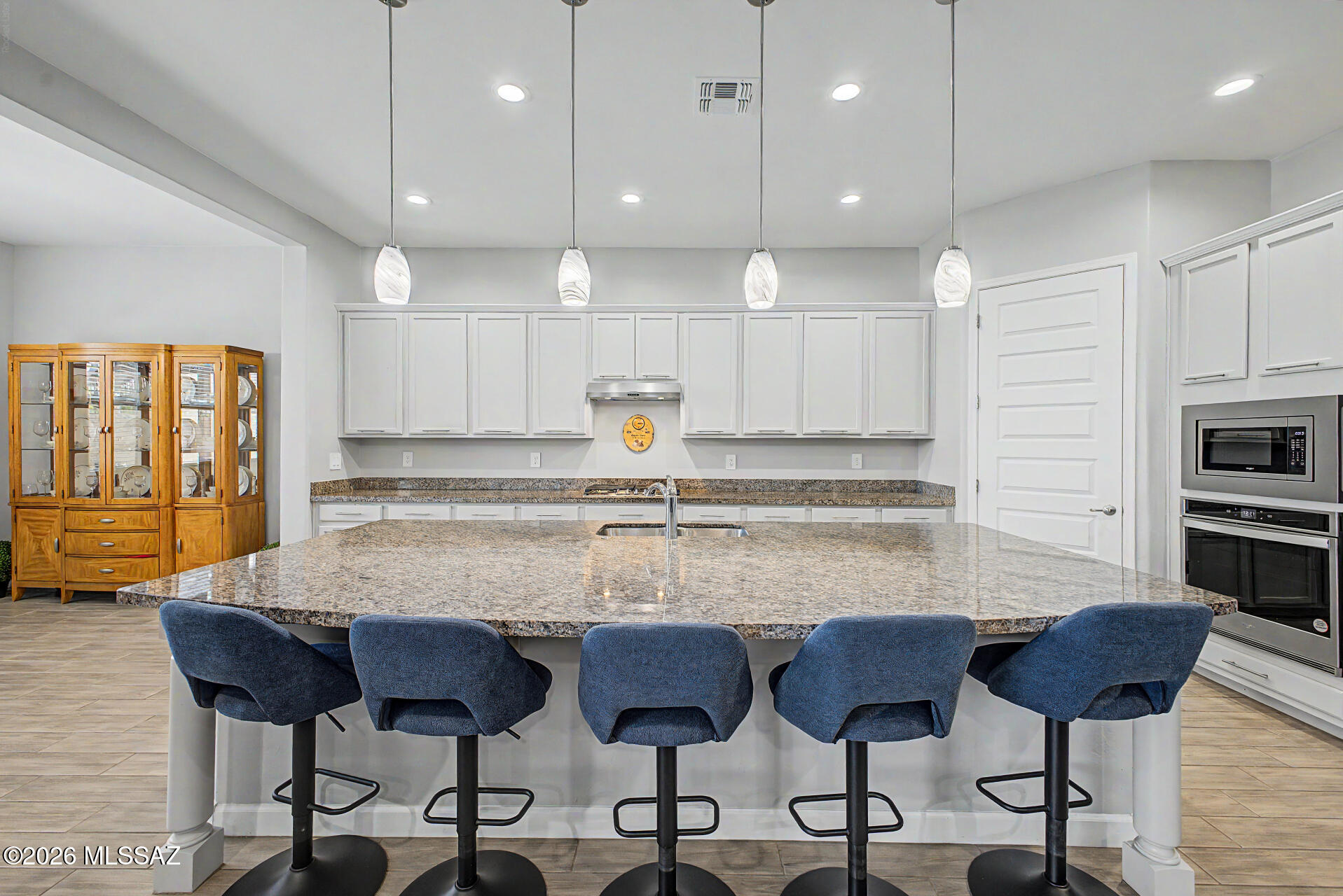 Saguaro Bloom 7B - Residential