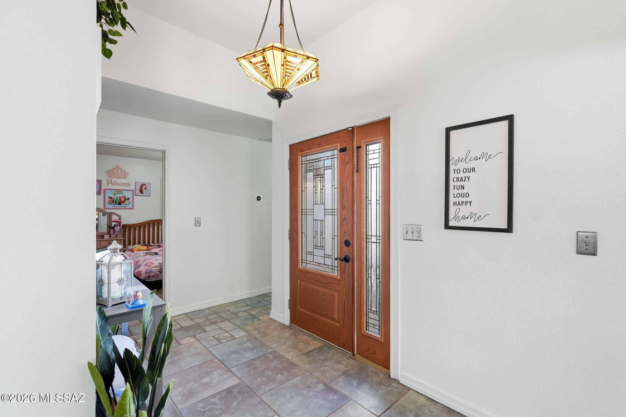 2771 W Kewanee Street