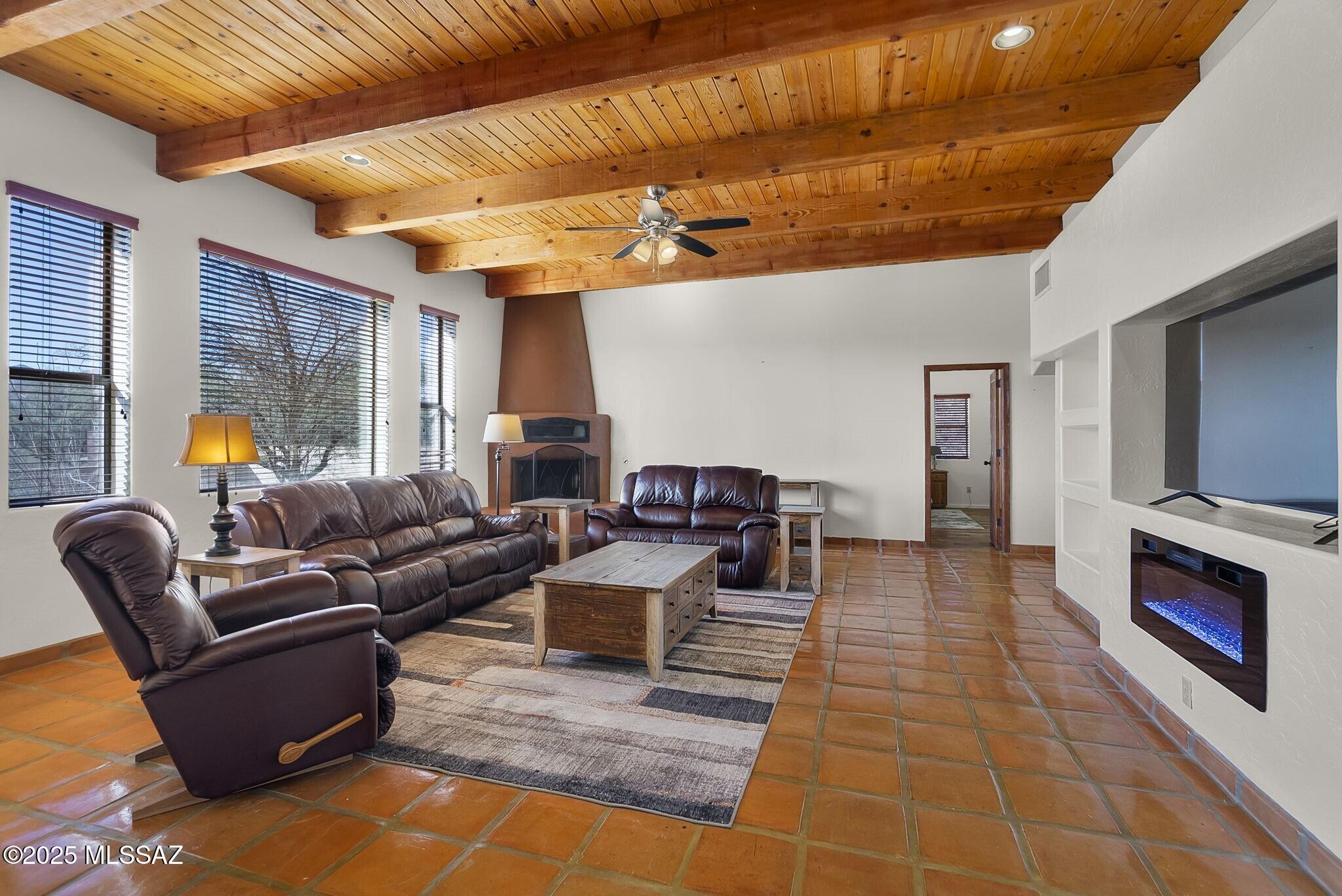 Piedra Drive - Residential