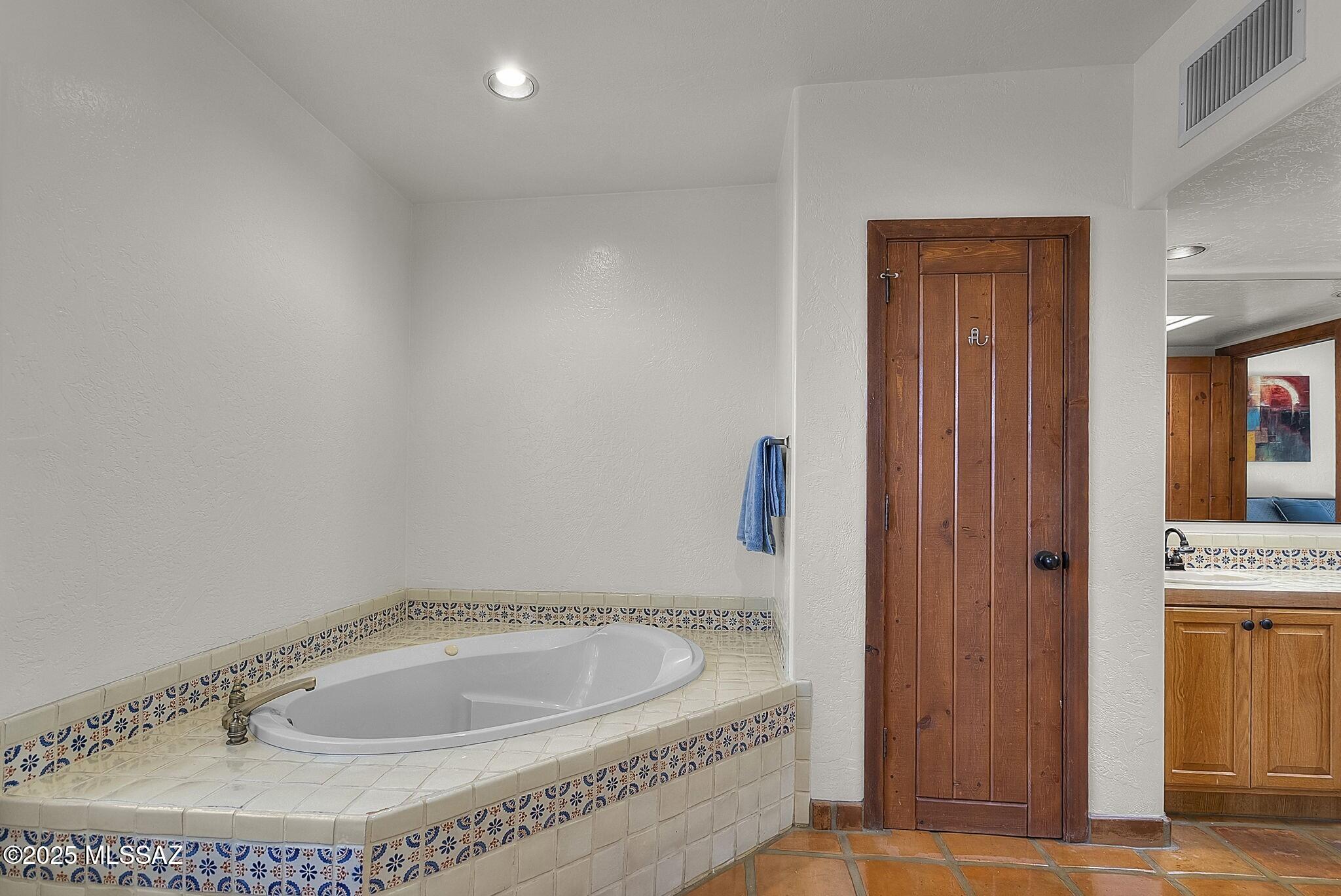 Piedra Drive - Residential