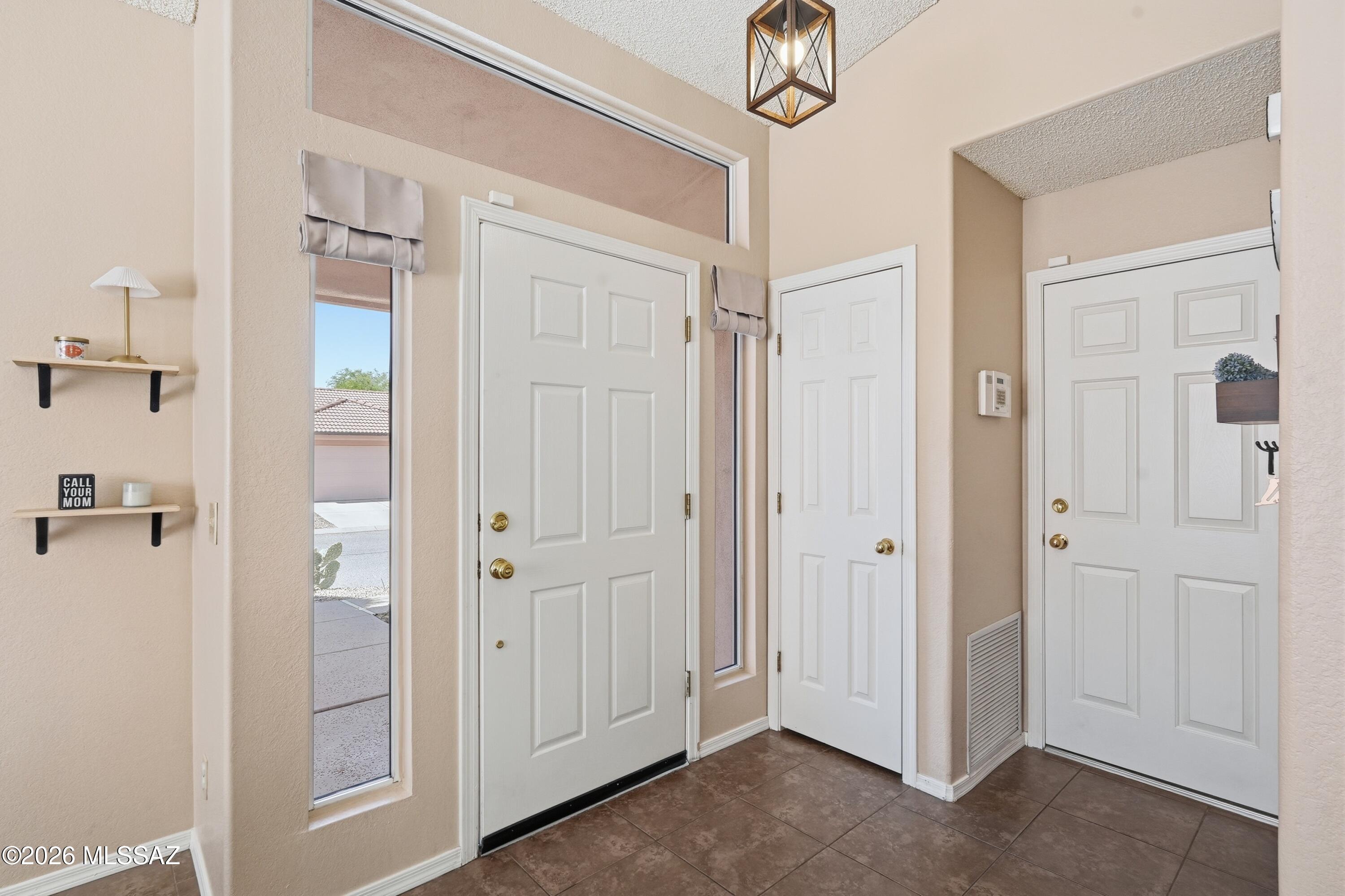 3024 W Sun Ranch Trail