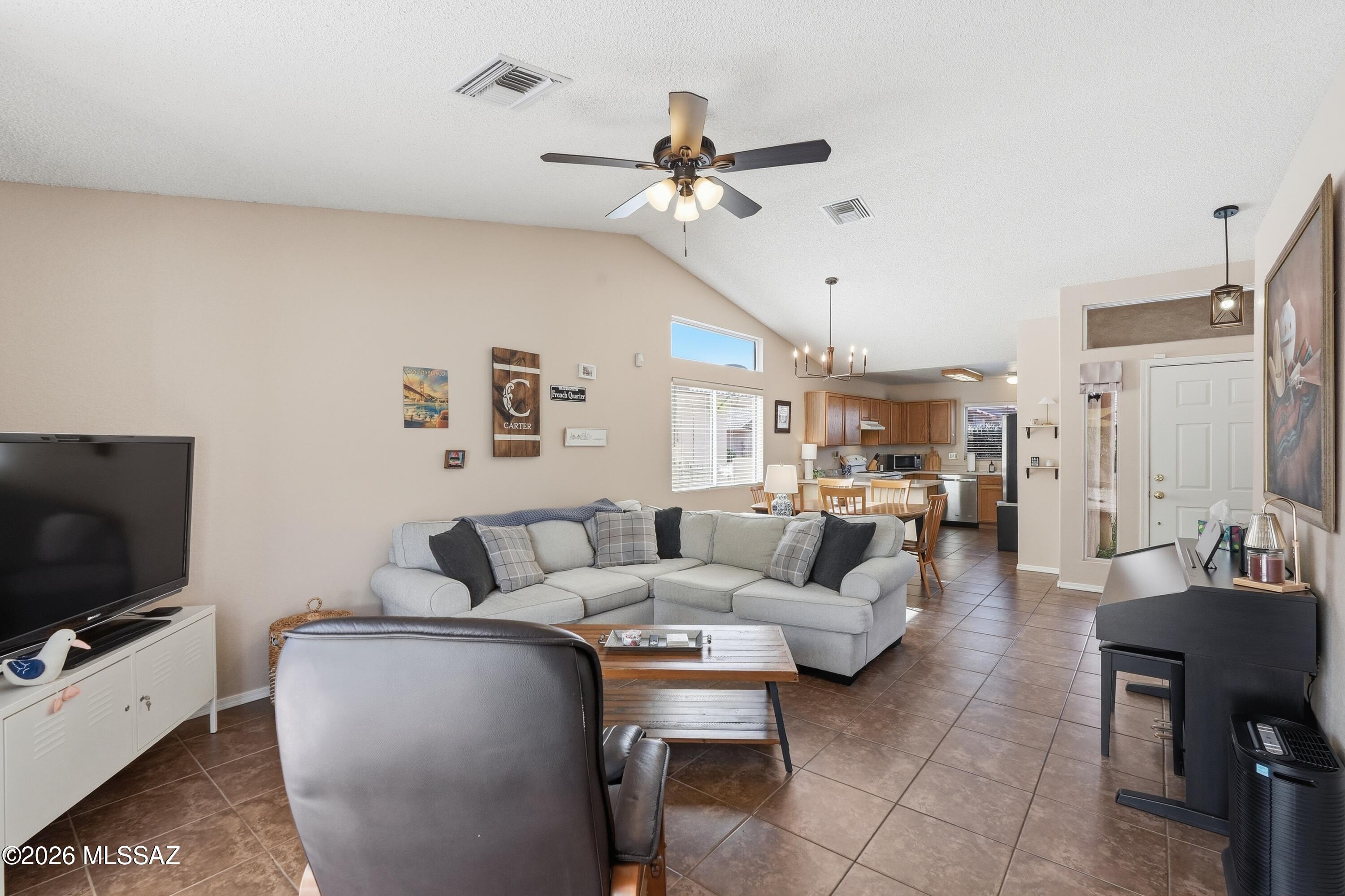 3024 W Sun Ranch Trail