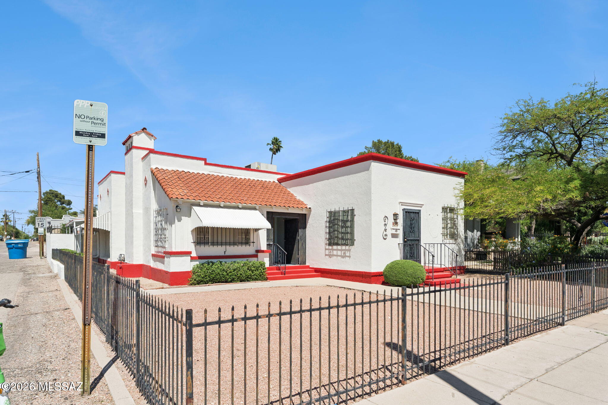 535 E University Boulevard