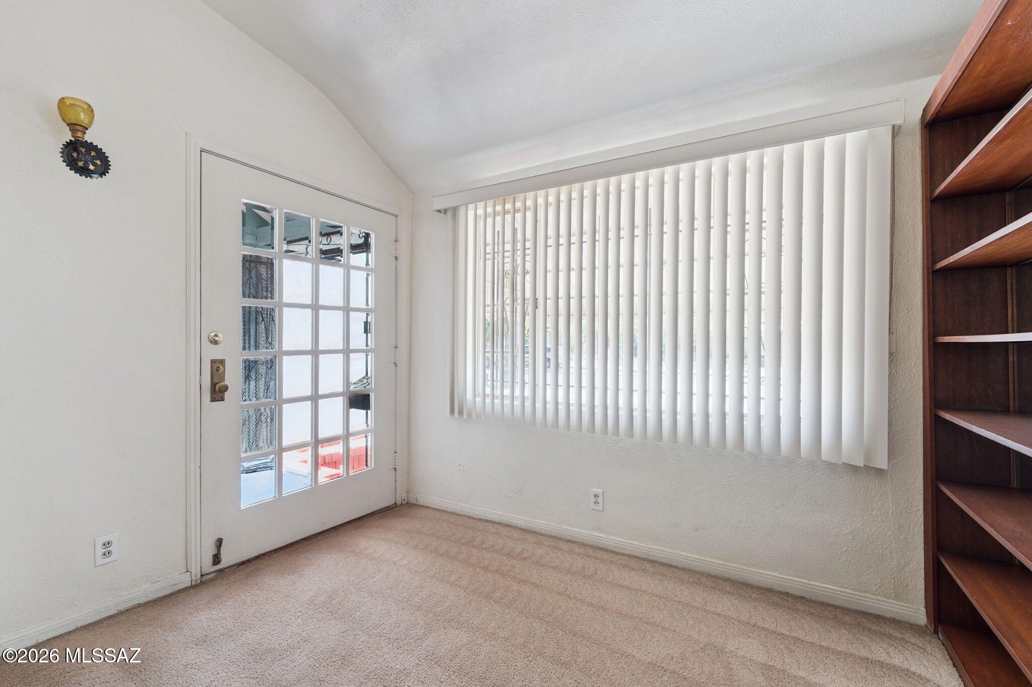 535 E University Boulevard