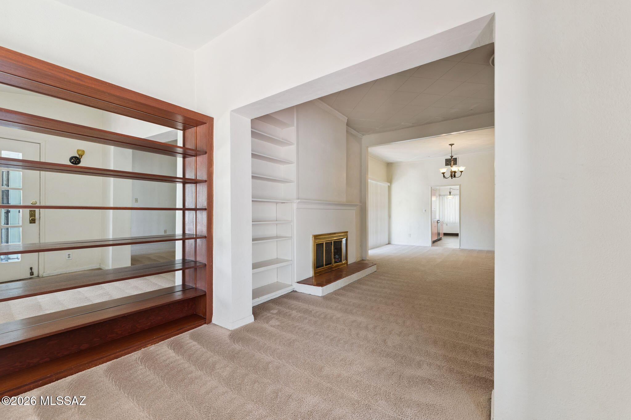 535 E University Boulevard