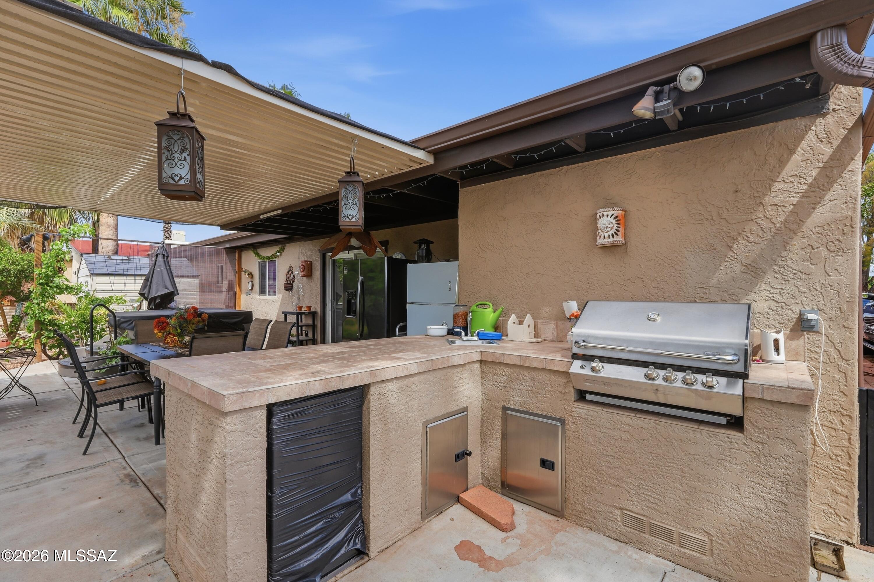 132 E Santa Rebecca Drive