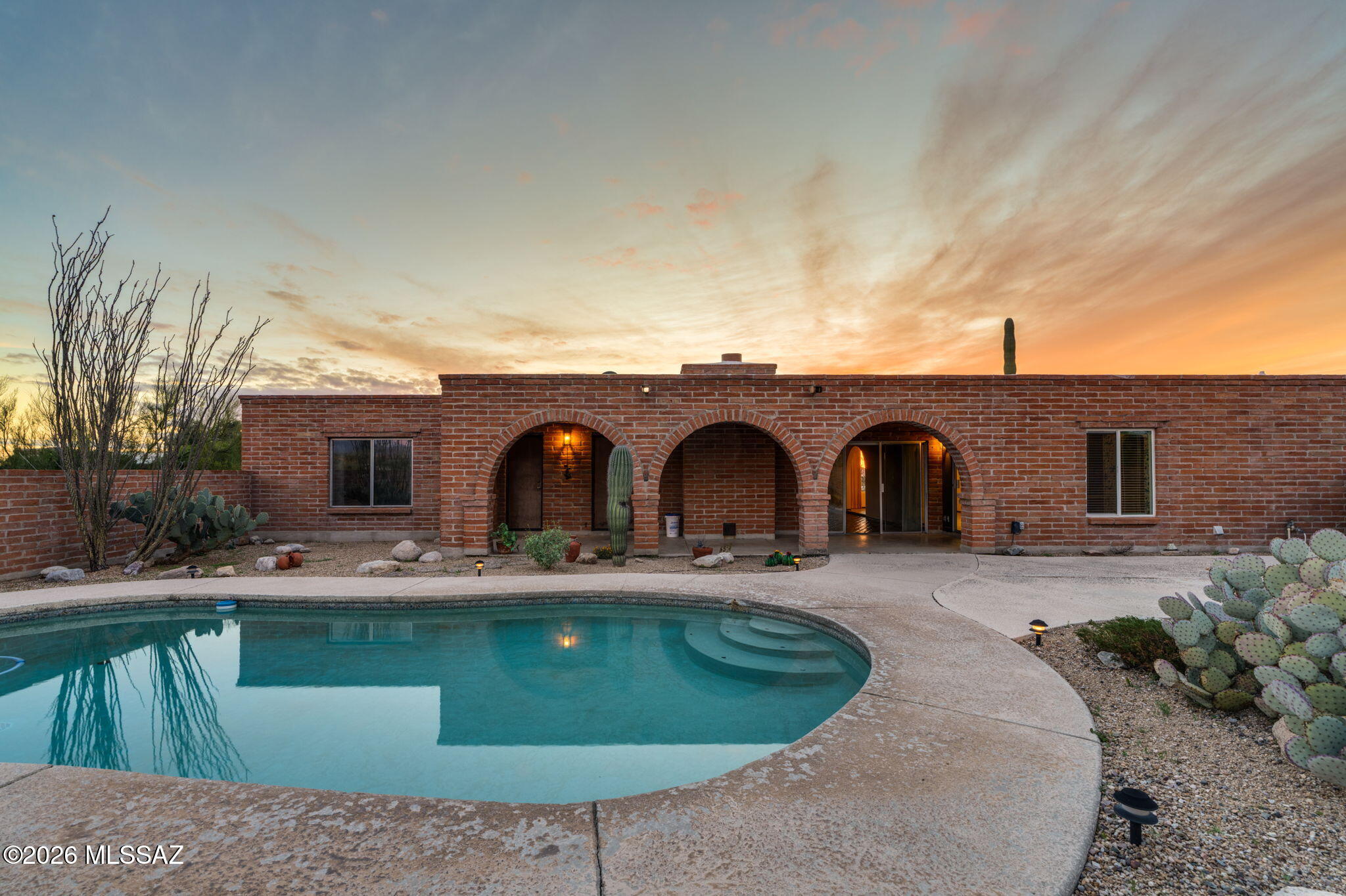 Santa Catalina Estates NO. 4 (1-180) - Residential