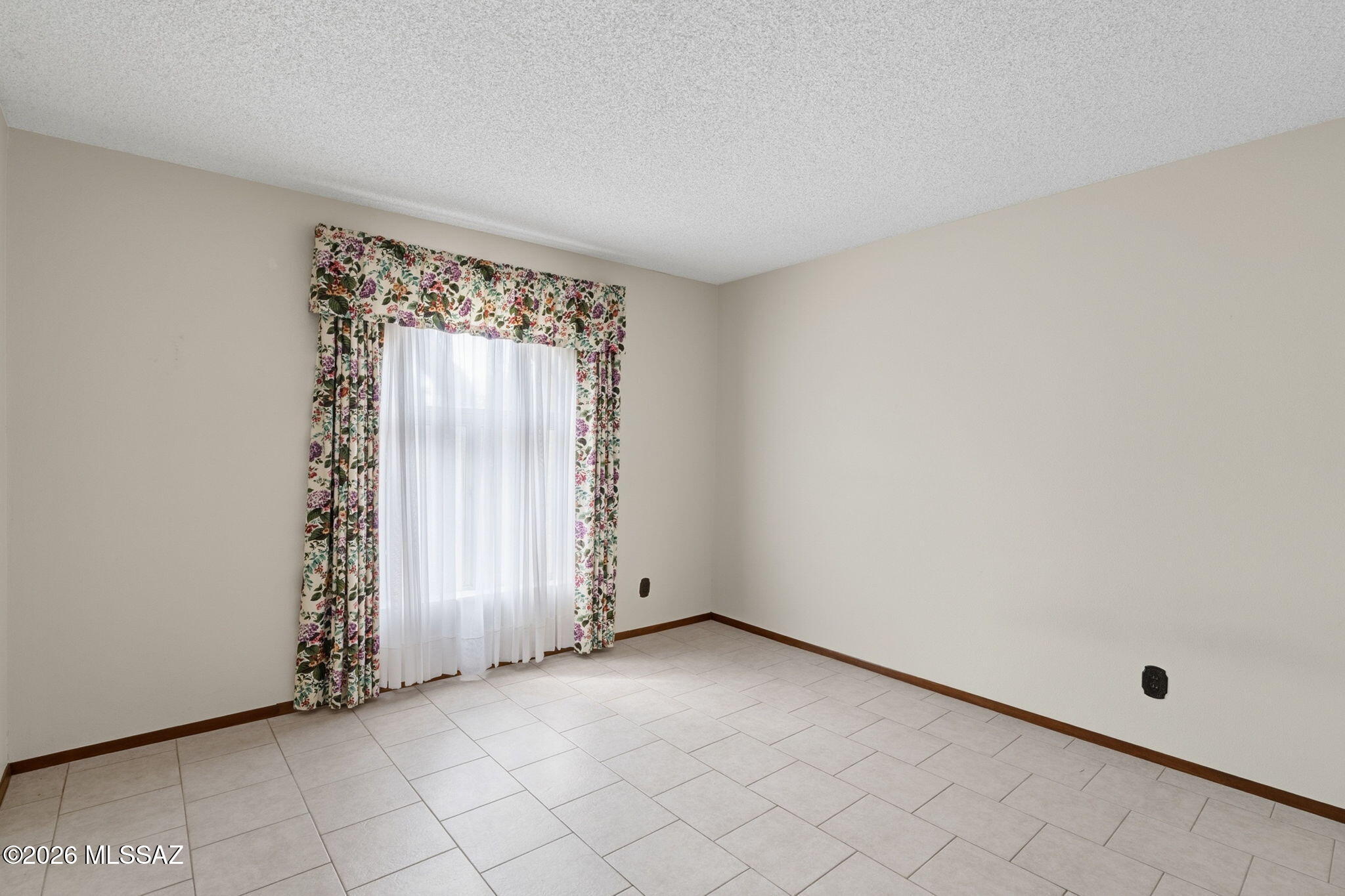 Santa Catalina Estates NO. 4 (1-180) - Residential
