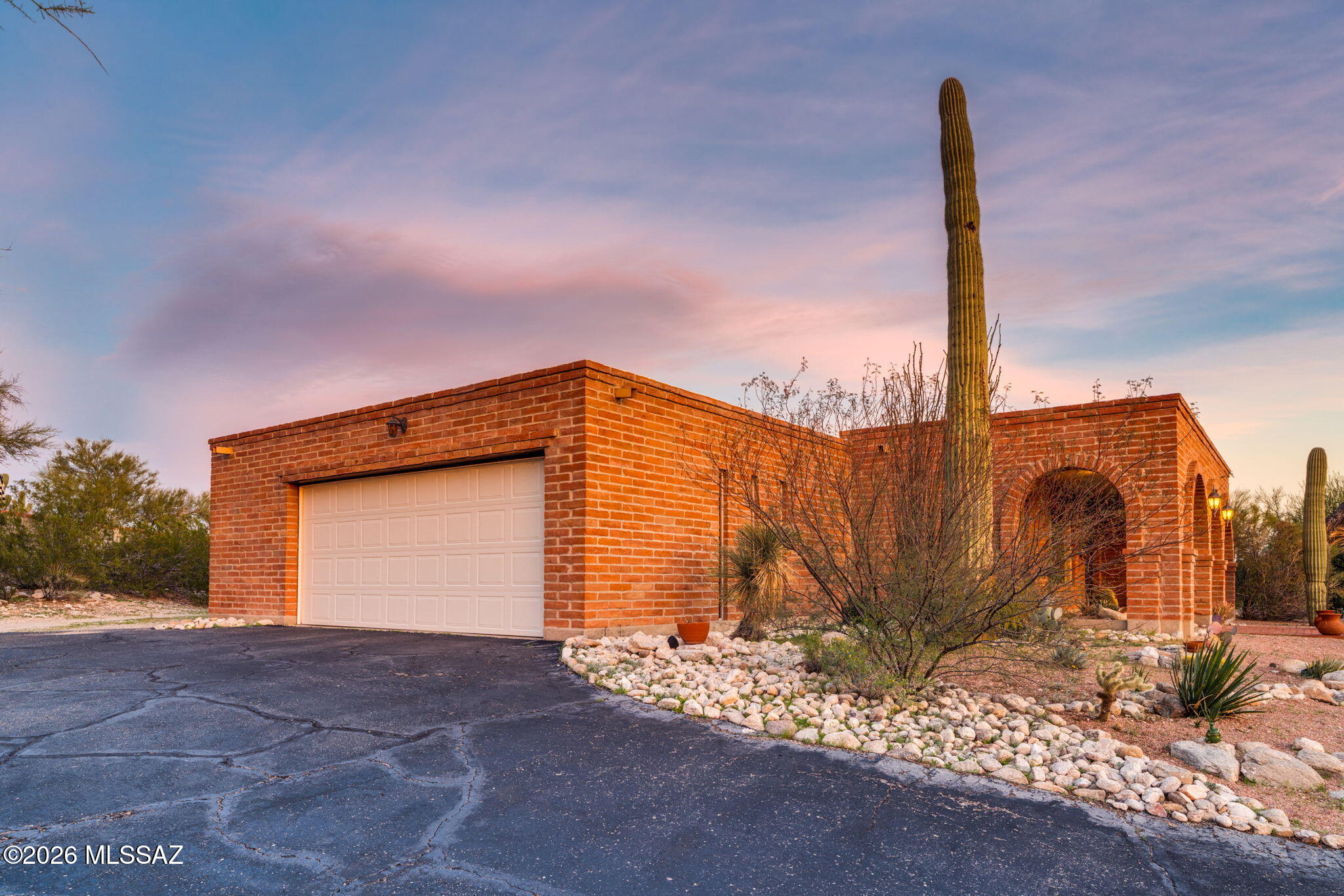 Santa Catalina Estates NO. 4 (1-180) - Residential