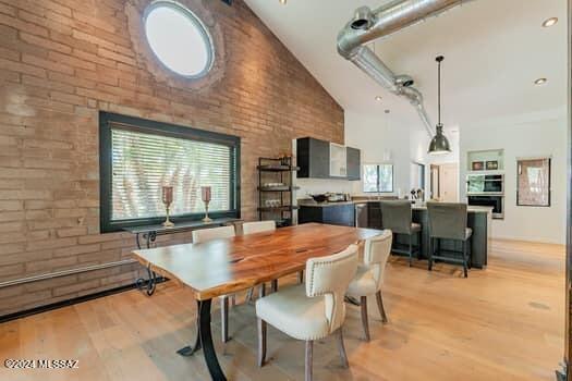 Ventana Serena (1-46) - Residential Lease