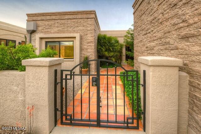 Ventana Serena (1-46) - Residential Lease
