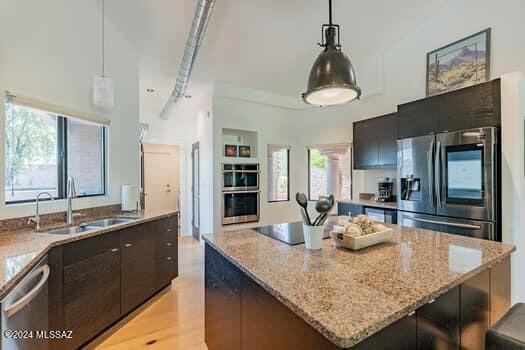 Ventana Serena (1-46) - Residential Lease