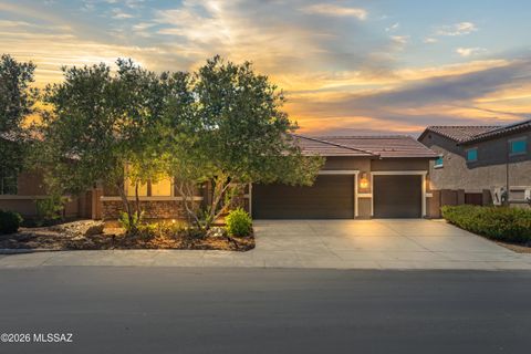 Photo of 12145 N Caravelle Place, Marana, AZ 85653 (MLS # 22612506)