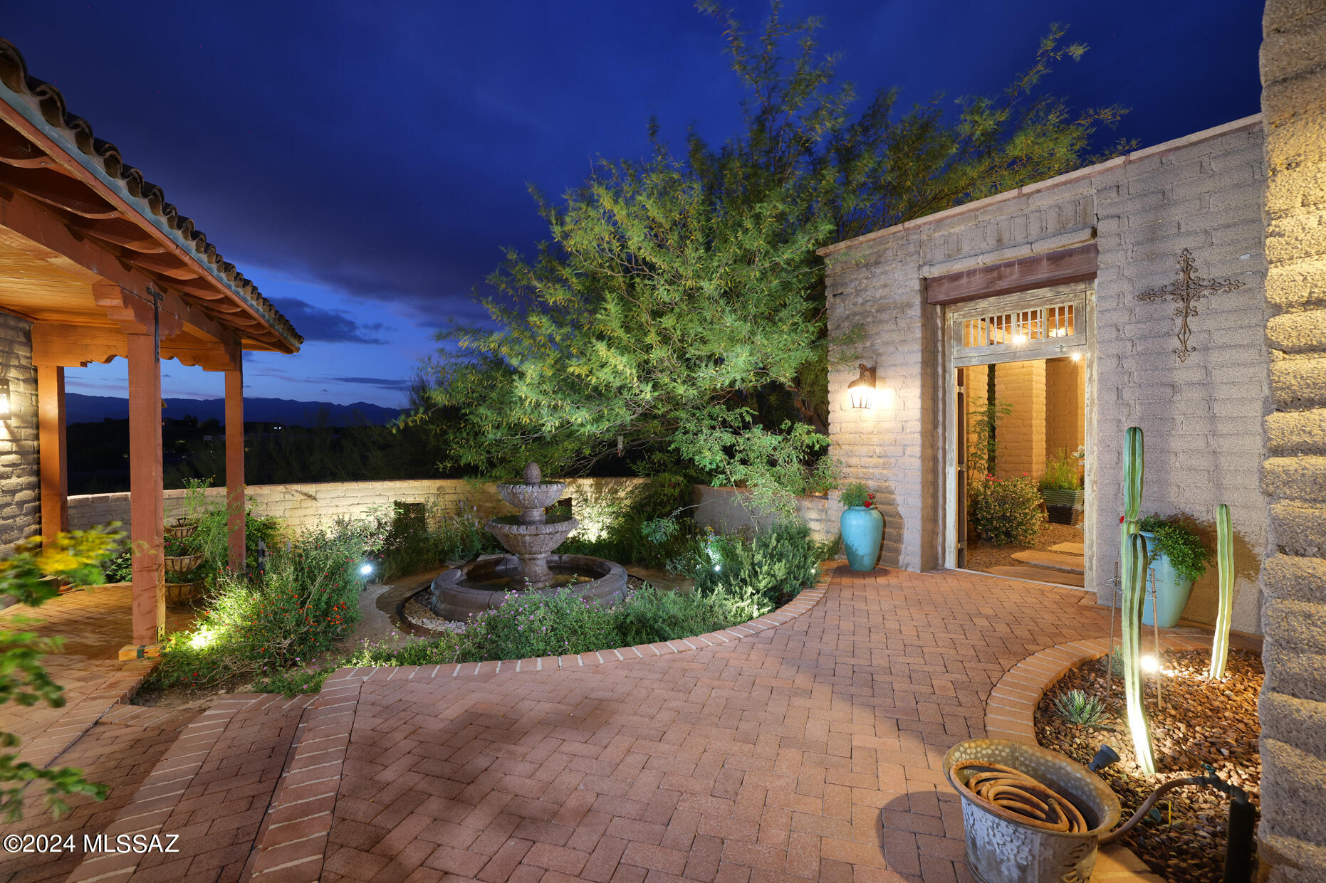 11725 E Spanish Ridge Place