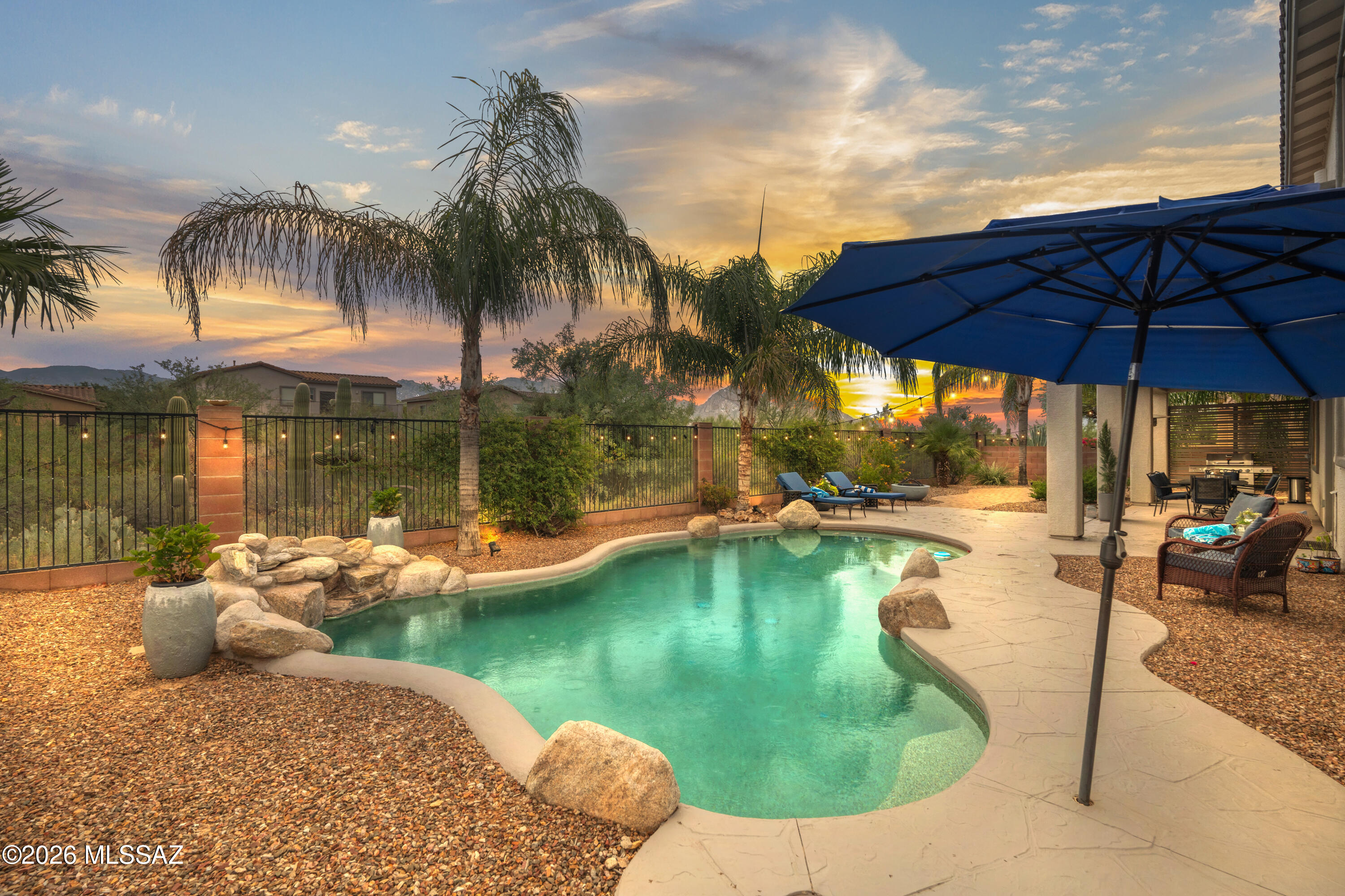 11906 N Mesquite Hollow Drive