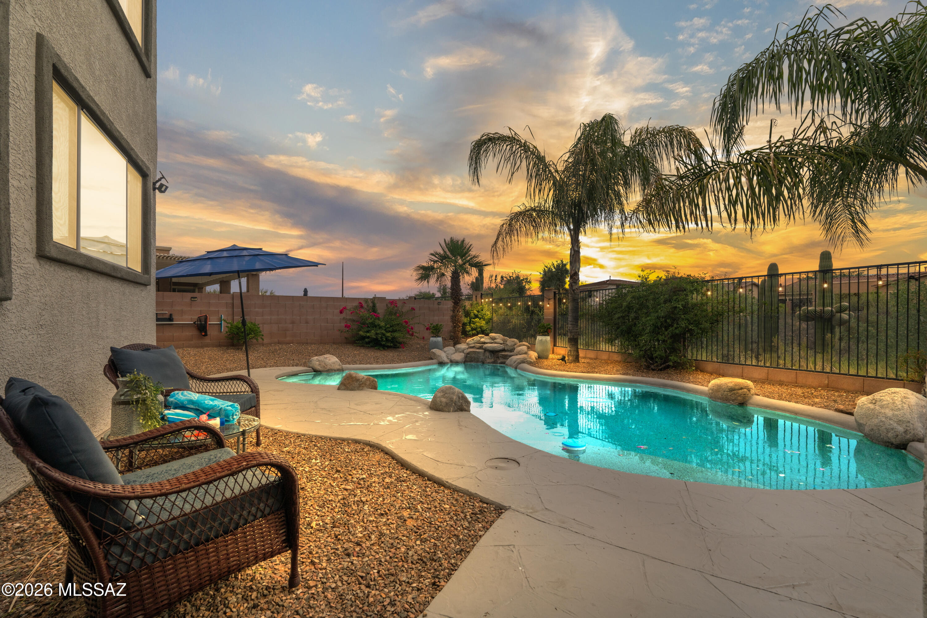 11906 N Mesquite Hollow Drive