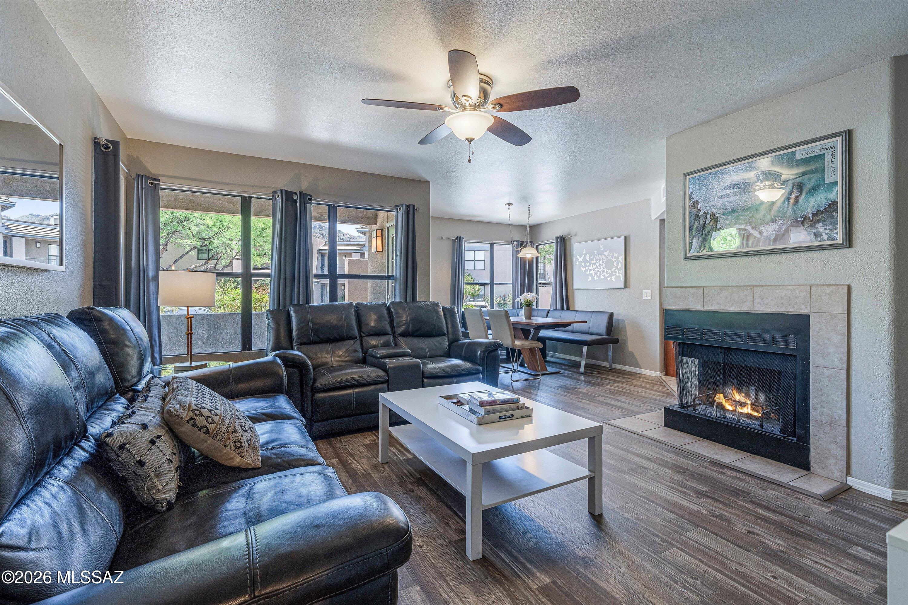 5855 N Kolb Road 8106