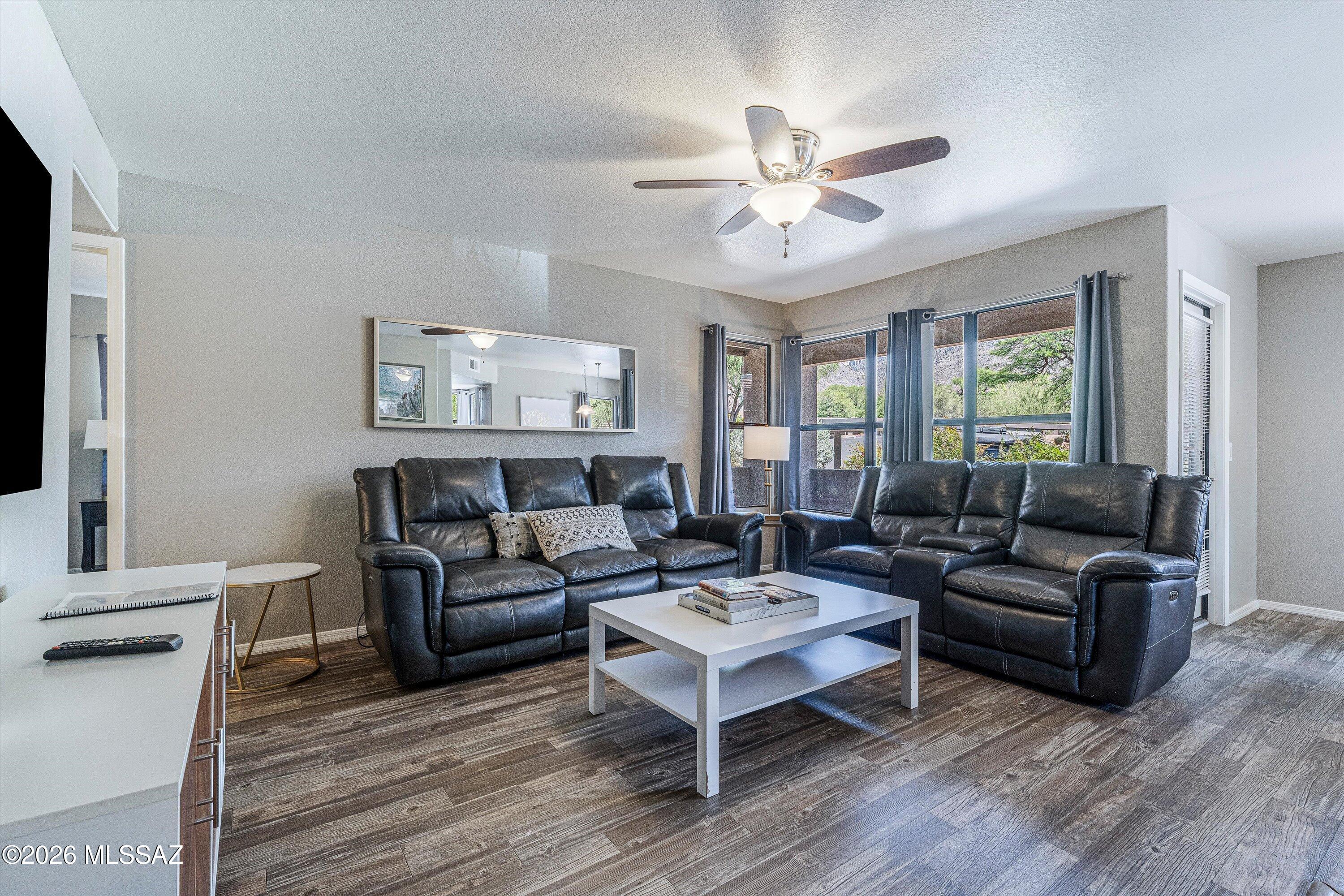 5855 N Kolb Road 8106