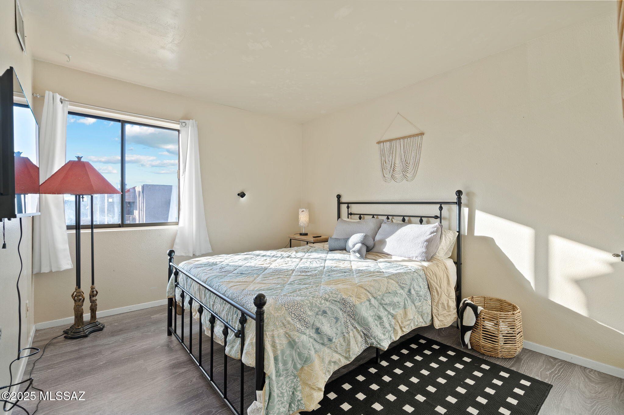 Golf Links East Condos (1-48) - Residential