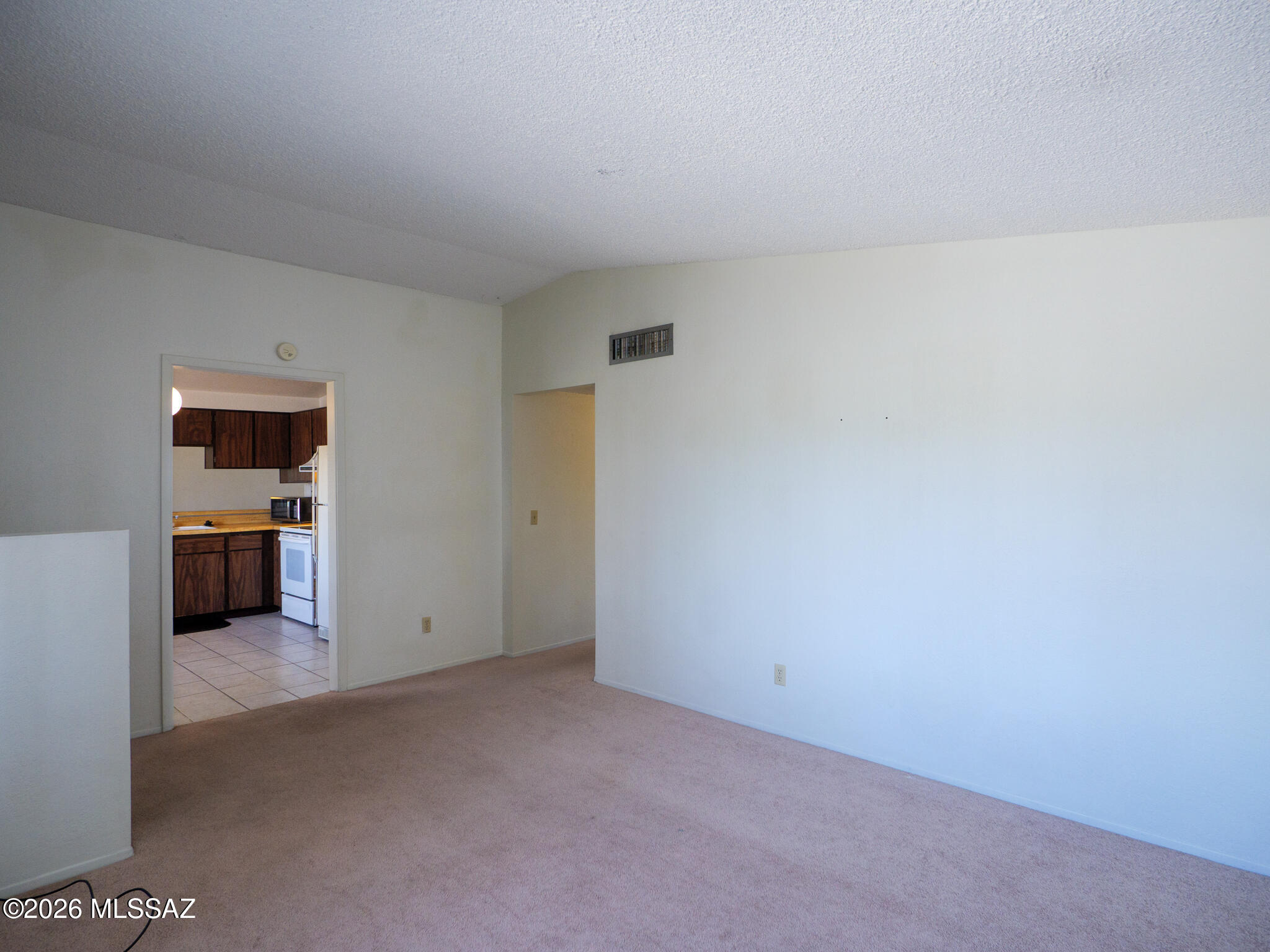 Mountain Shadows (66-167) - Residential Lease