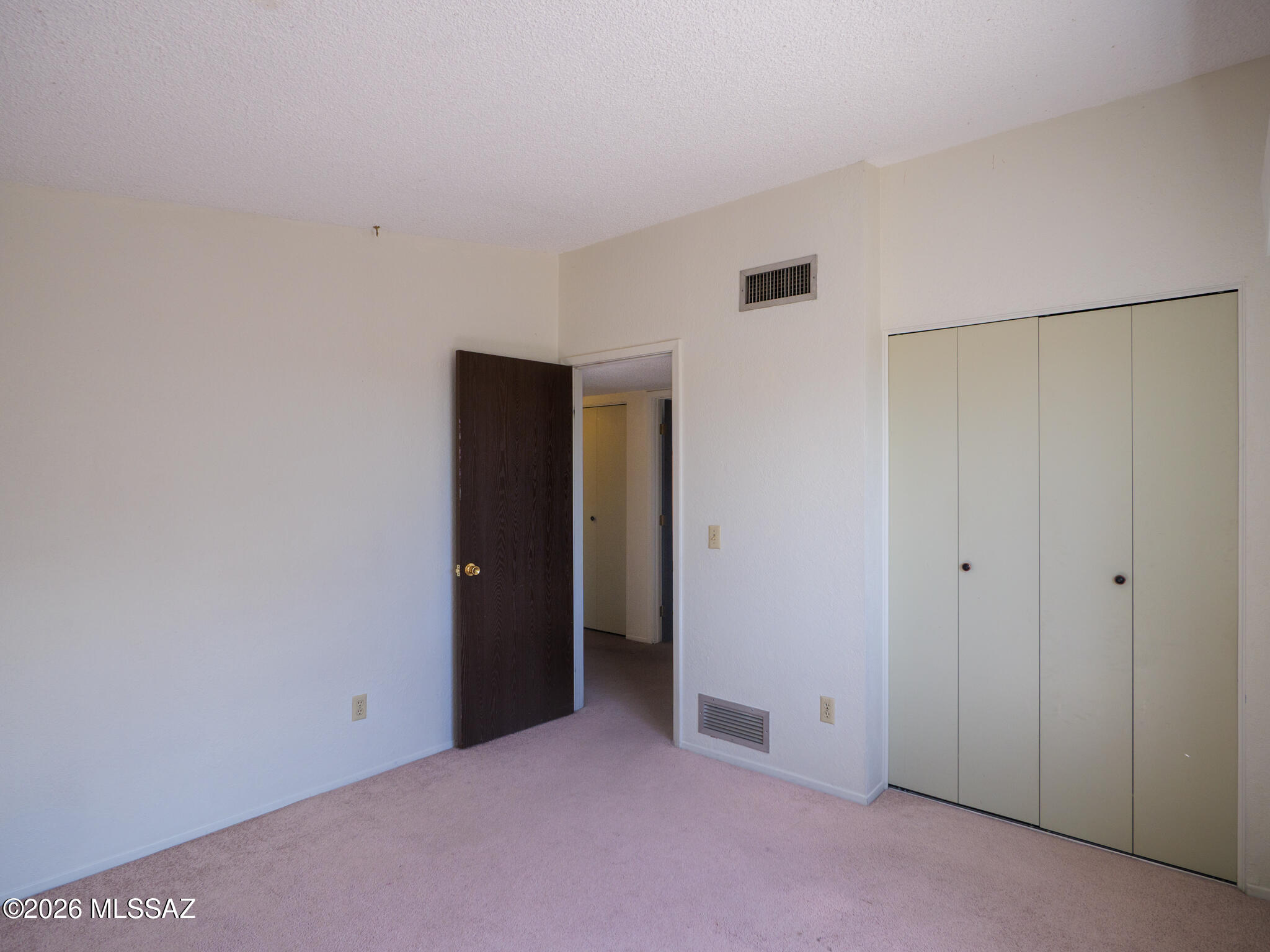 Mountain Shadows (66-167) - Residential Lease