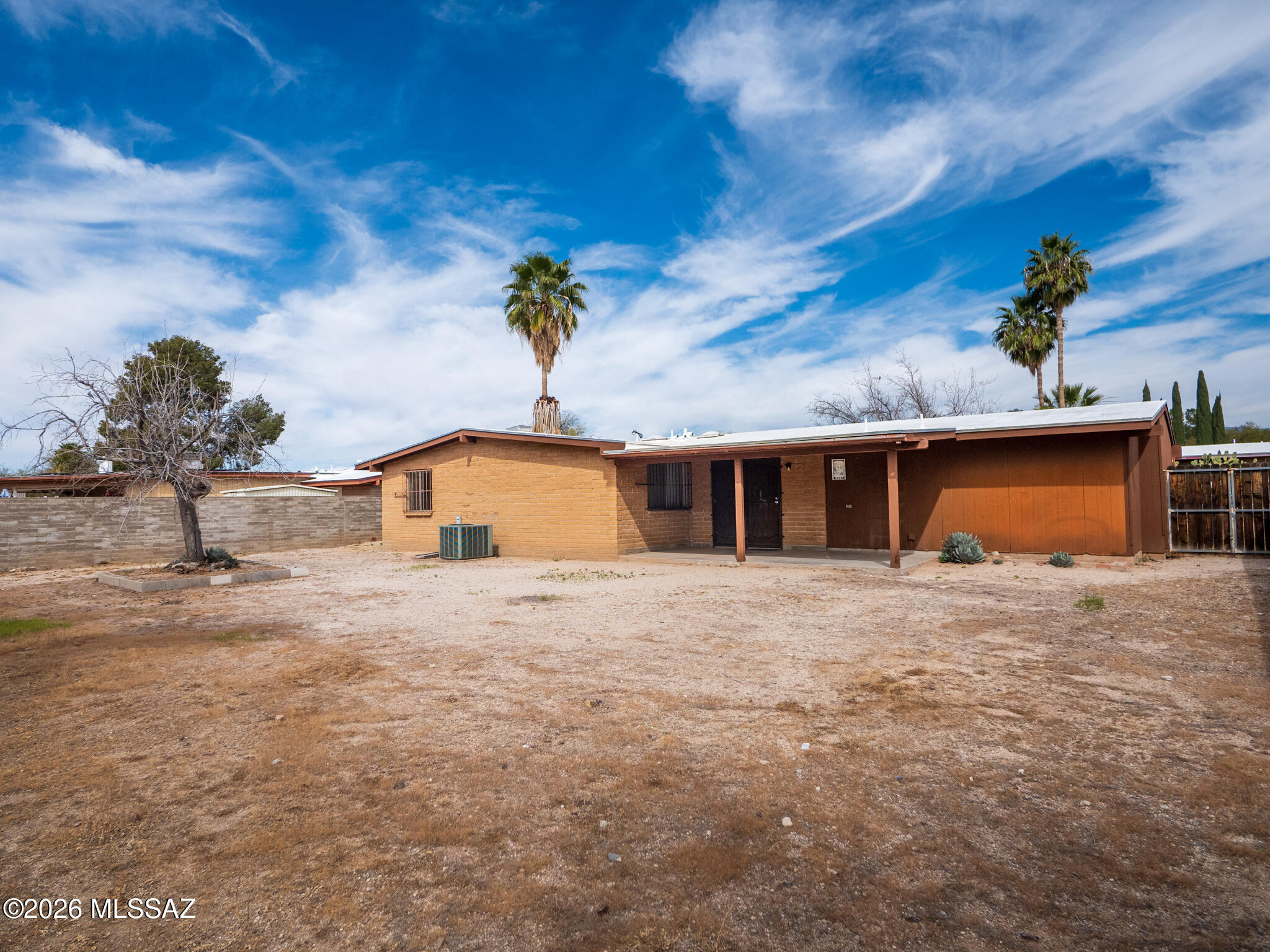 Mountain Shadows (66-167) - Residential Lease