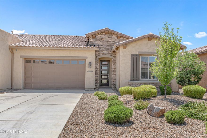 Unfurnished 2-Bed 2-Bath model villa in SaddleBrooke Ranch, vacant and ready to rent right now! This nicely upgraded home is ready for move-in, and includes all appliances, with washer and dryer. Backyard backs to a common area for additional privacy. Owner pays landscaping/pest control, HOA fees, and property taxes, while tenant pays all other utilities. Please contact property manager for more information and to schedule a showing.