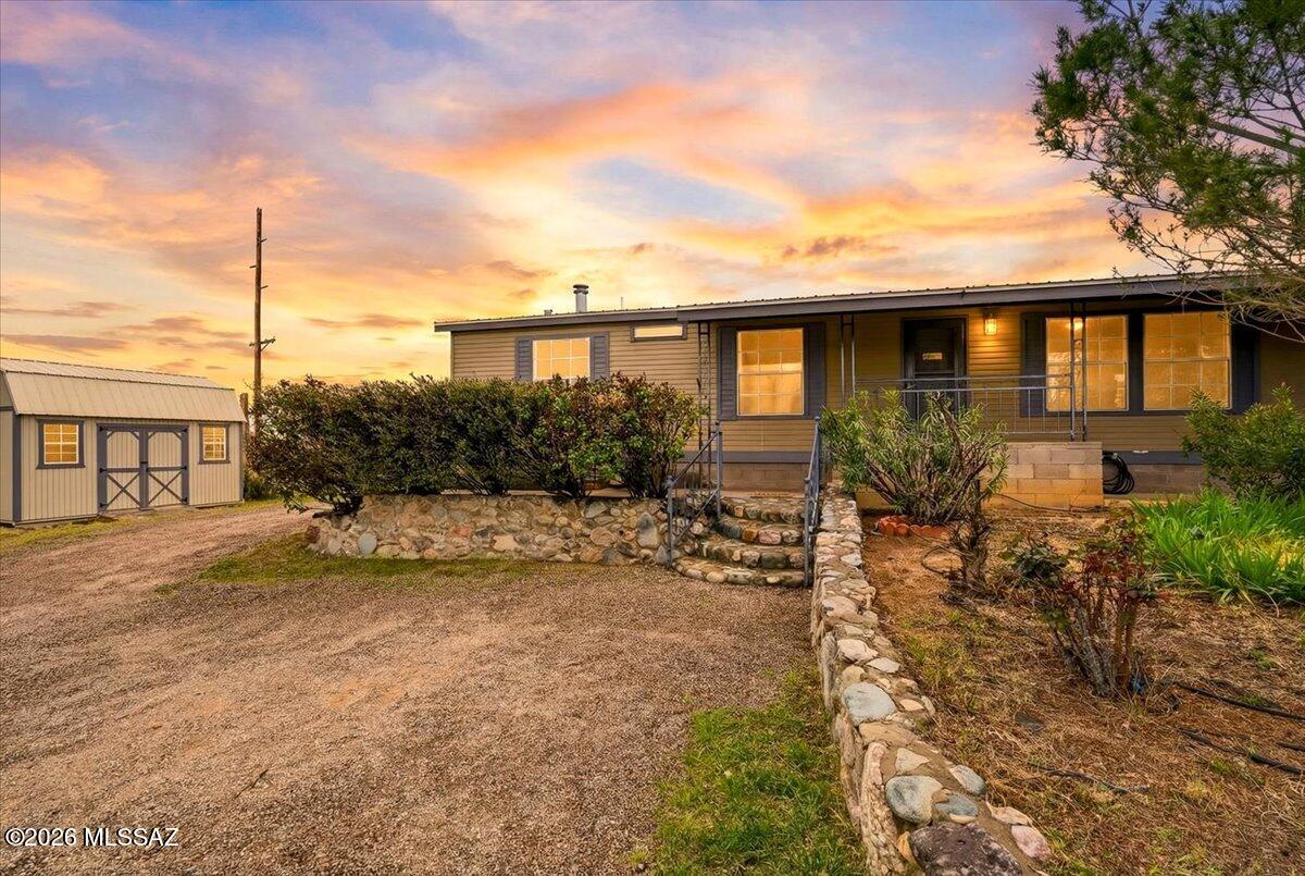 1116 N Timberline Drive